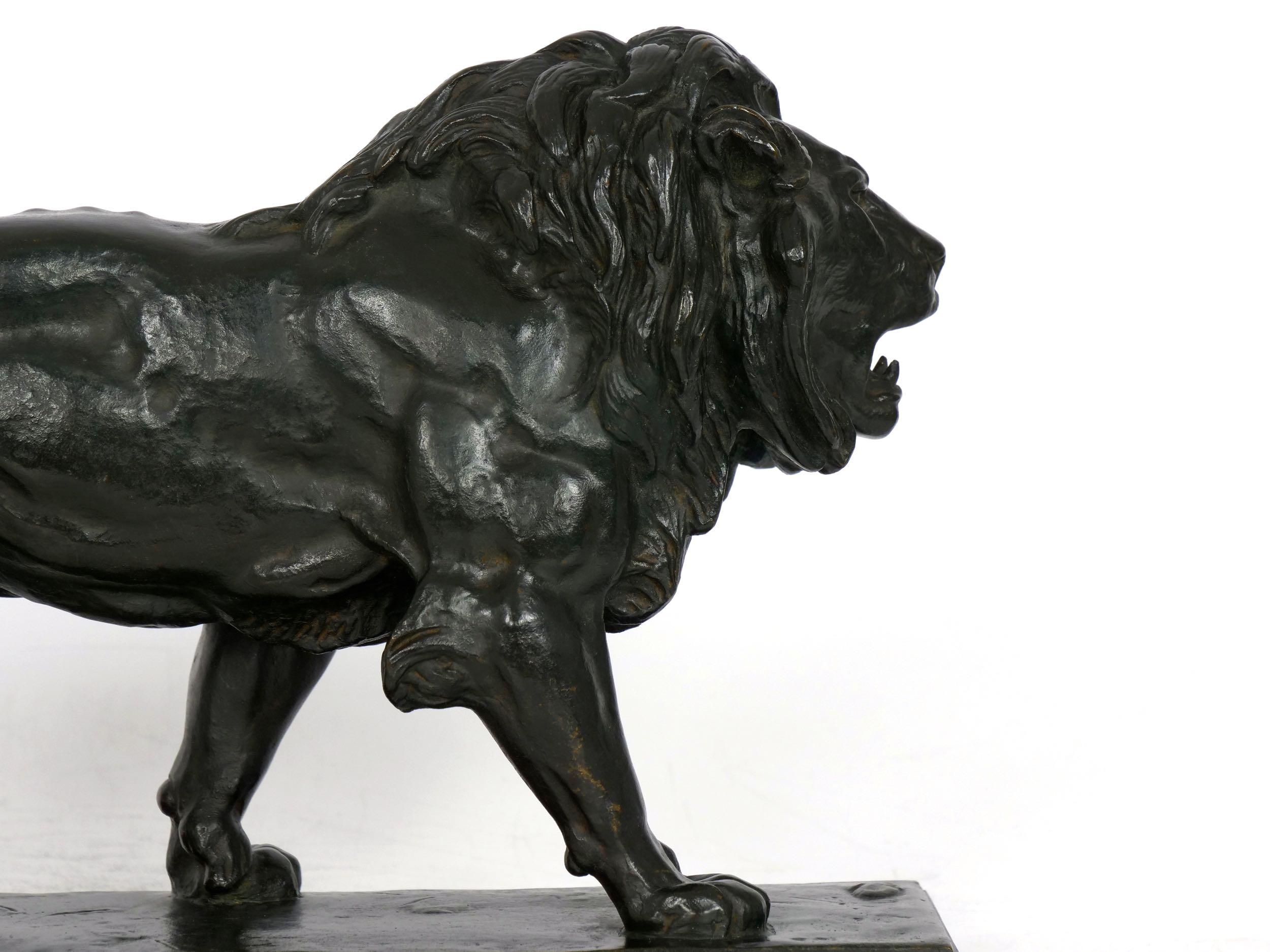 “Lion Marchant” Antique French Bronze Sculpture by Antoine Barye & Barbedienne 11
