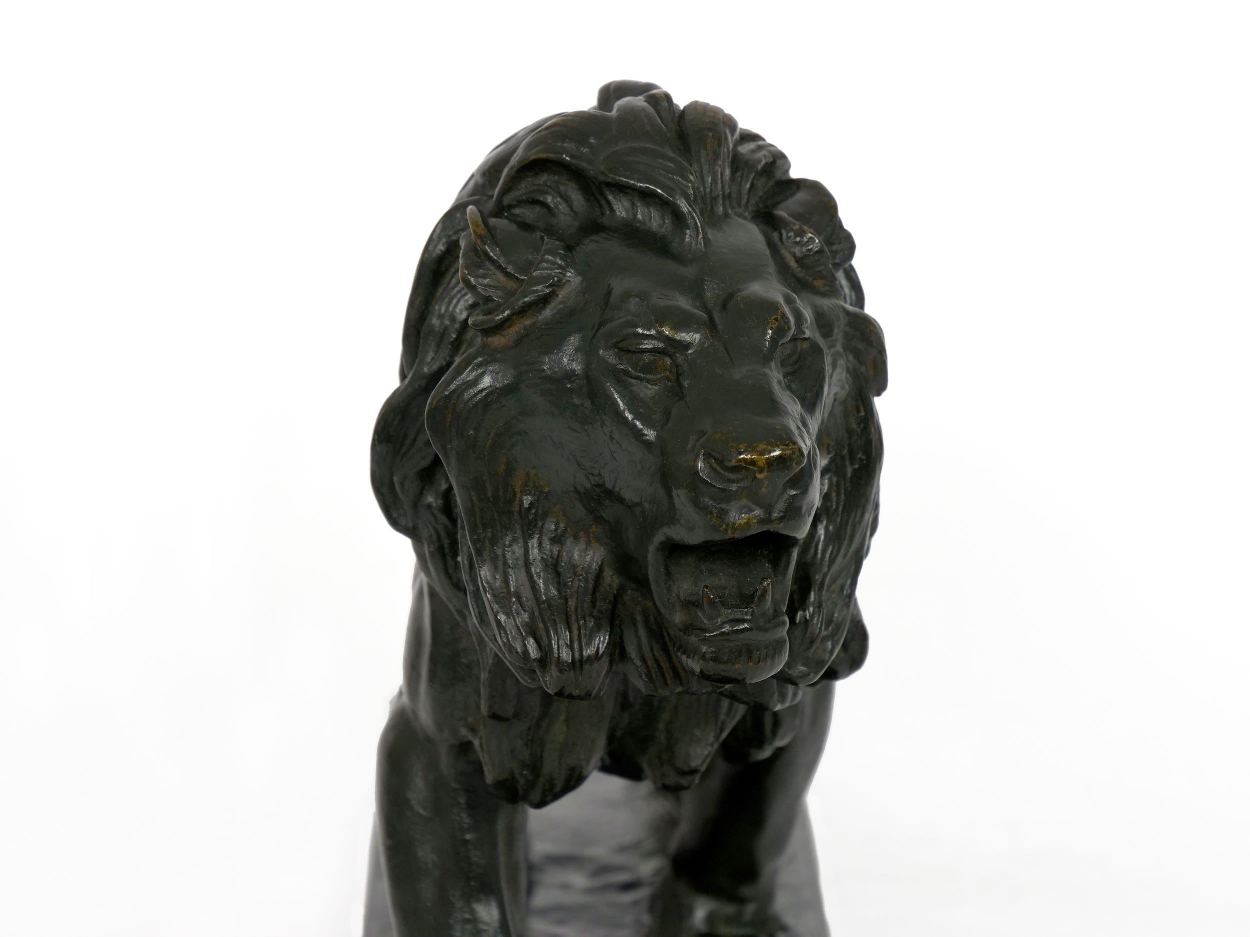 “Lion Marchant” Antique French Bronze Sculpture by Antoine Barye & Barbedienne 3