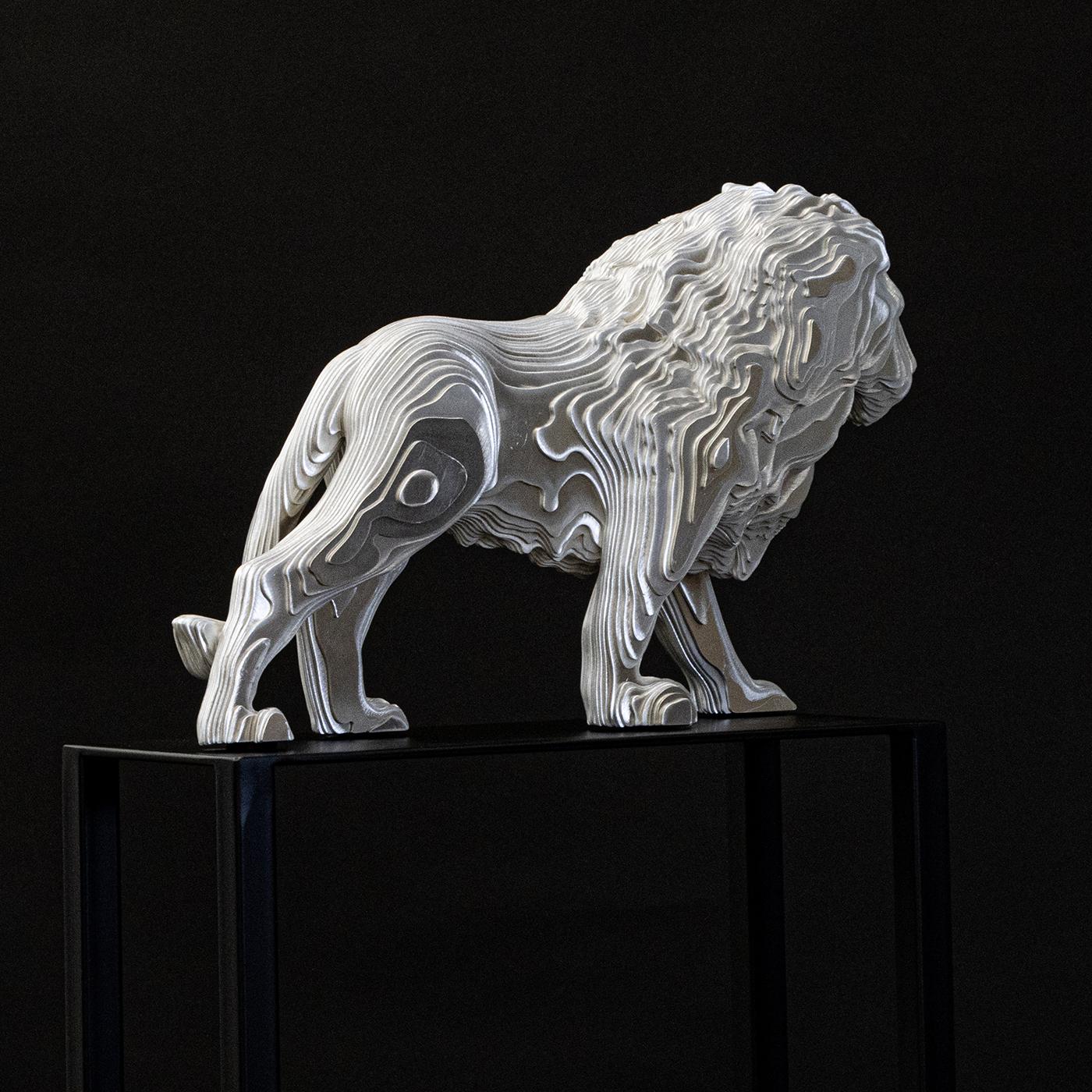 Lion Medium Polished Sculpture For Sale 4