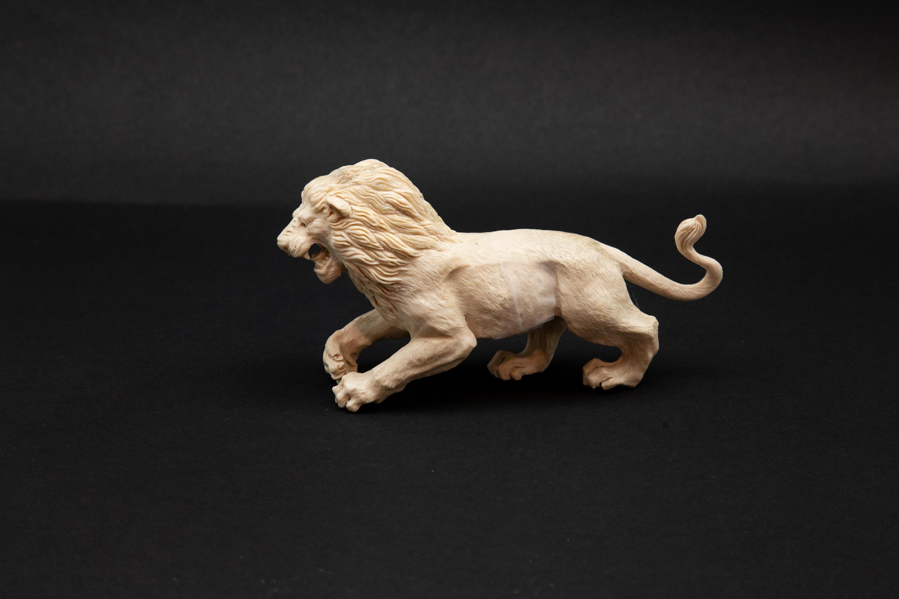 Contemporary Lion Moose Antler Carving