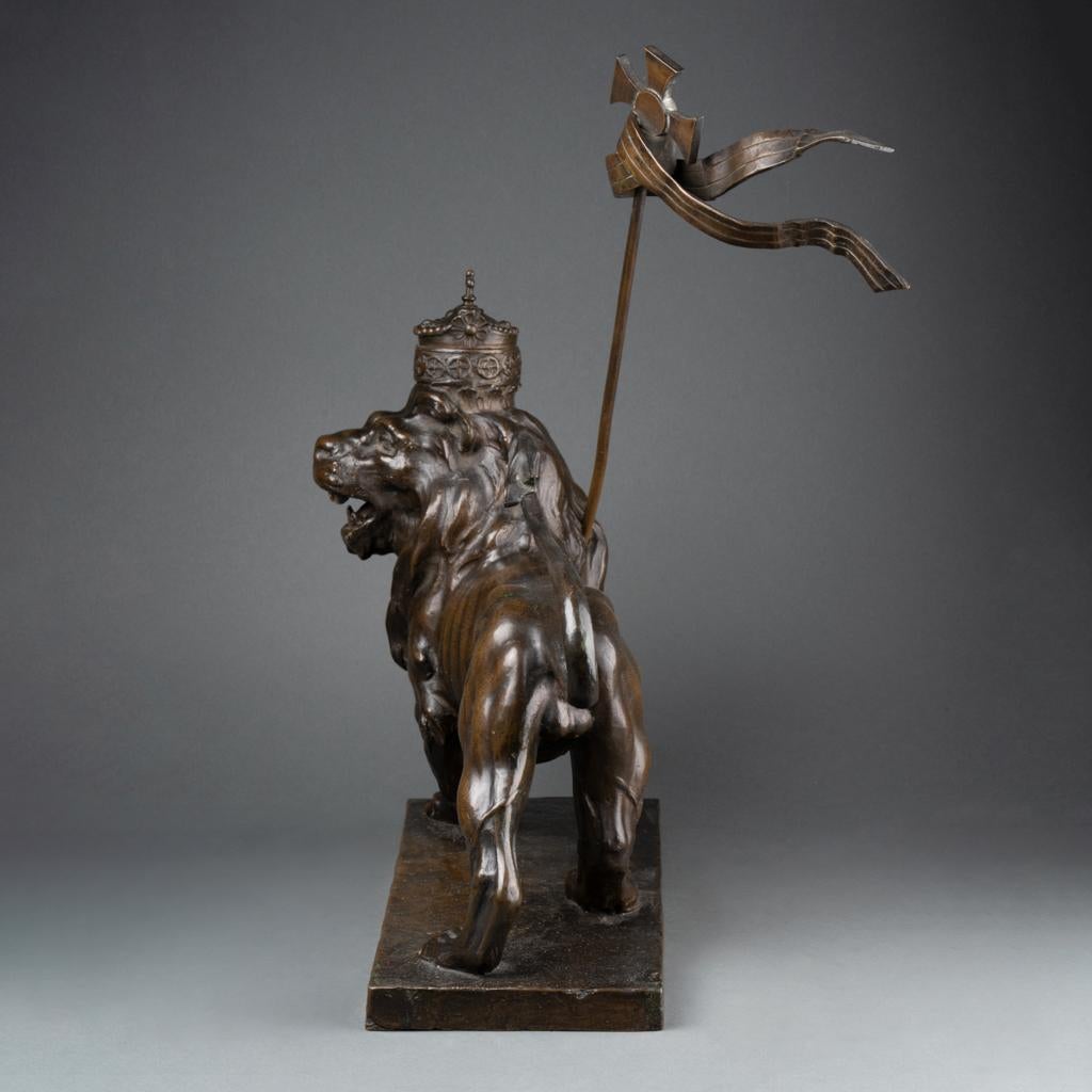 « Lion de Judée » :  Sculpture en bronze patiné vers 1930 Bon état à SAINT-OUEN-SUR-SEINE, FR