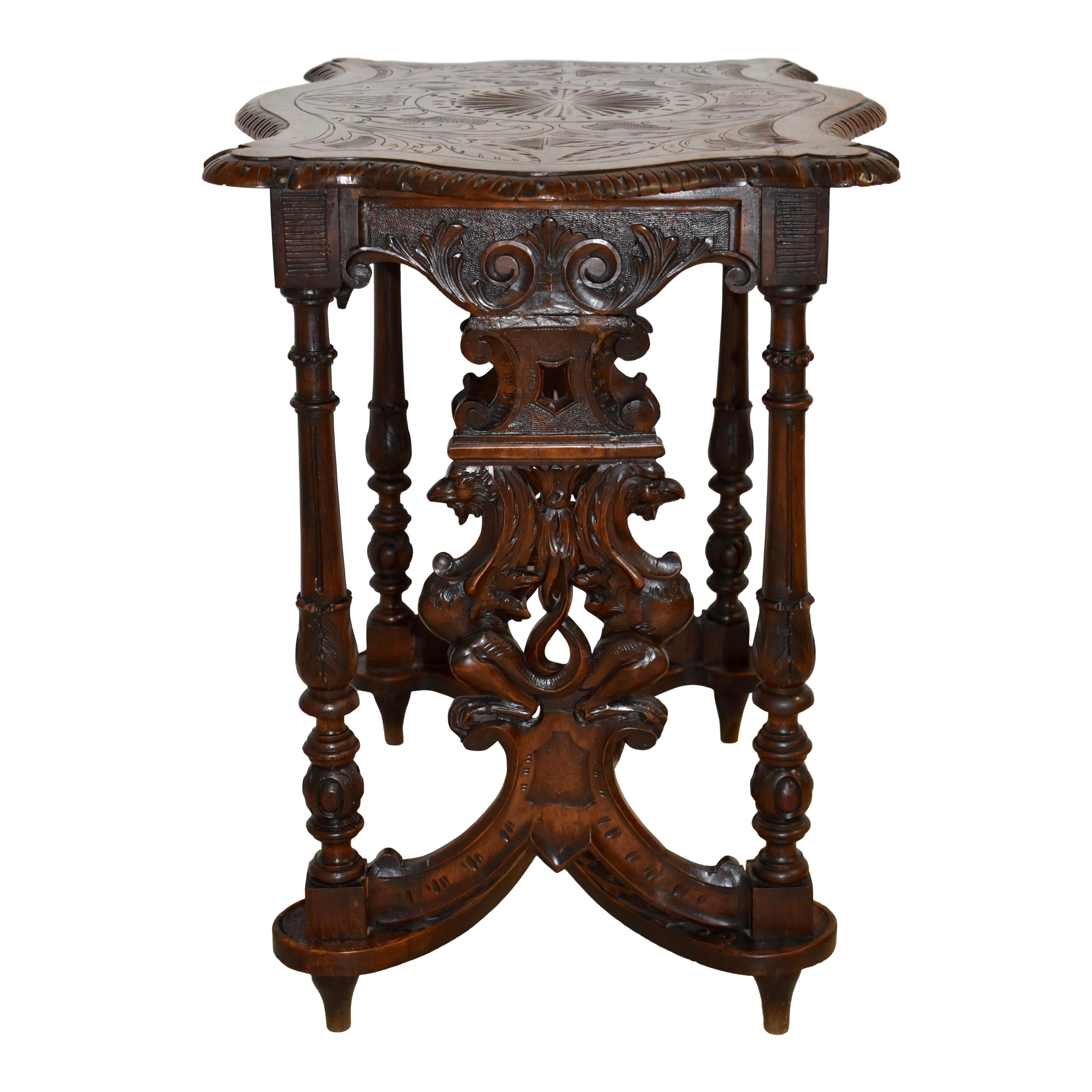 Lion of Saint Mark Carved Oak Table, circa 1890 In Good Condition For Sale In Evergreen, CO