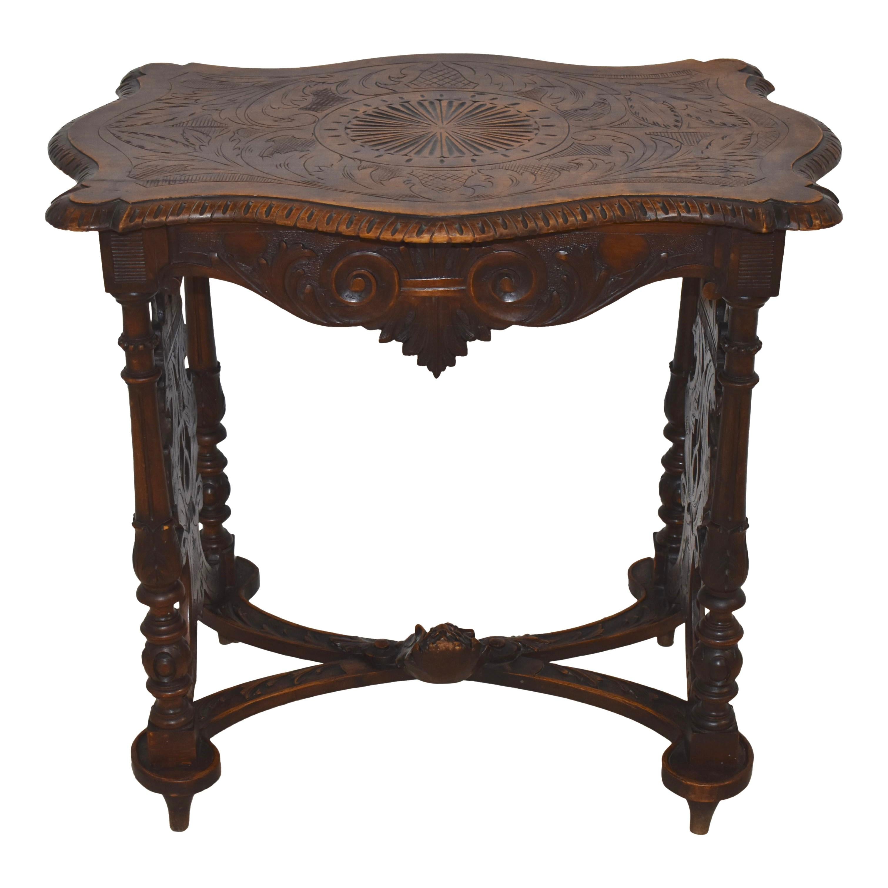 Lion of Saint Mark Carved Oak Table, circa 1890 For Sale 1