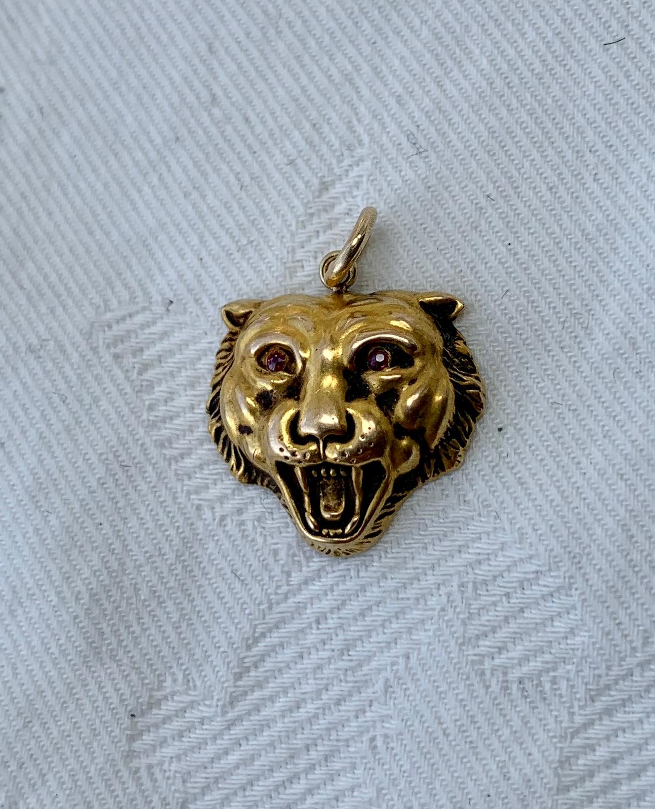 Round Cut Lion Panther Leopard Tiger Pendant Ruby 14 Karat Gold Belle Époque Victorian