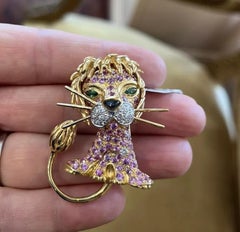 Lion Pin with Pink Sapphires, Emeralds and Diamonds 18k Yellow Gold