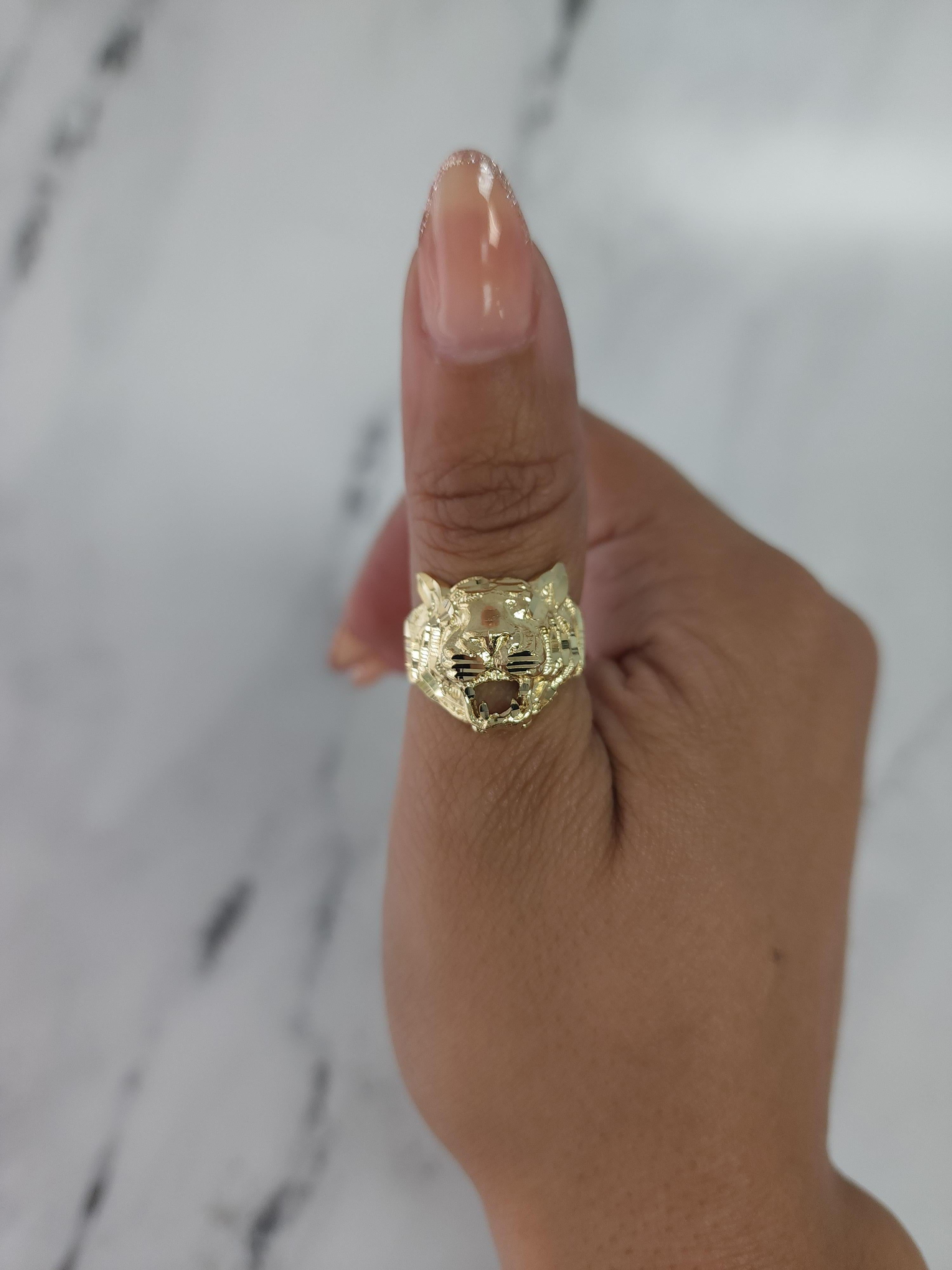 Anello Leone con tagli di diamanti in oro giallo 14k In condizioni Nuovo in vendita a Sugar Land, TX