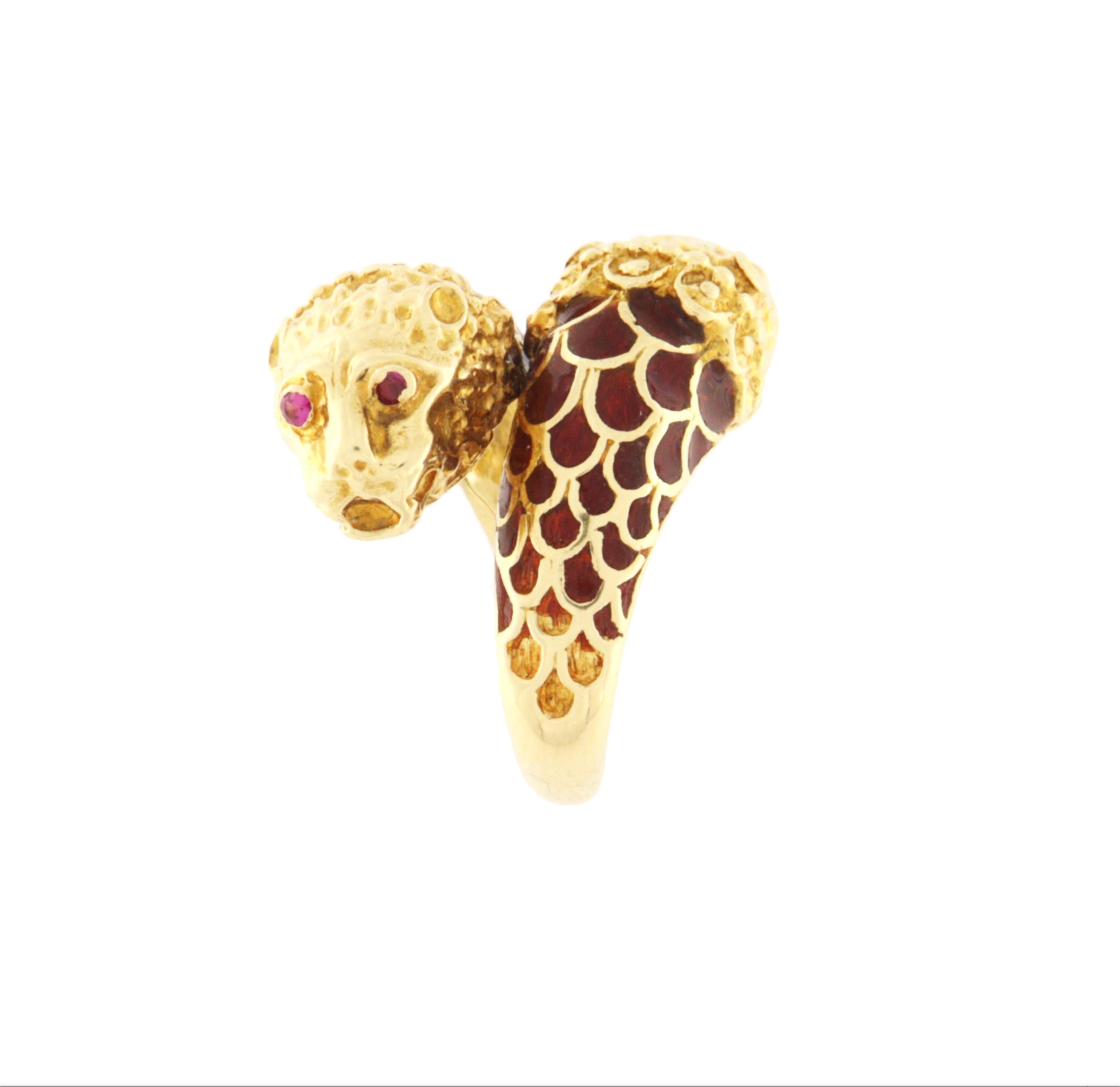 Contemporary Lion Rubies 18 Karat Yellow Gold Cocktail Ring For Sale