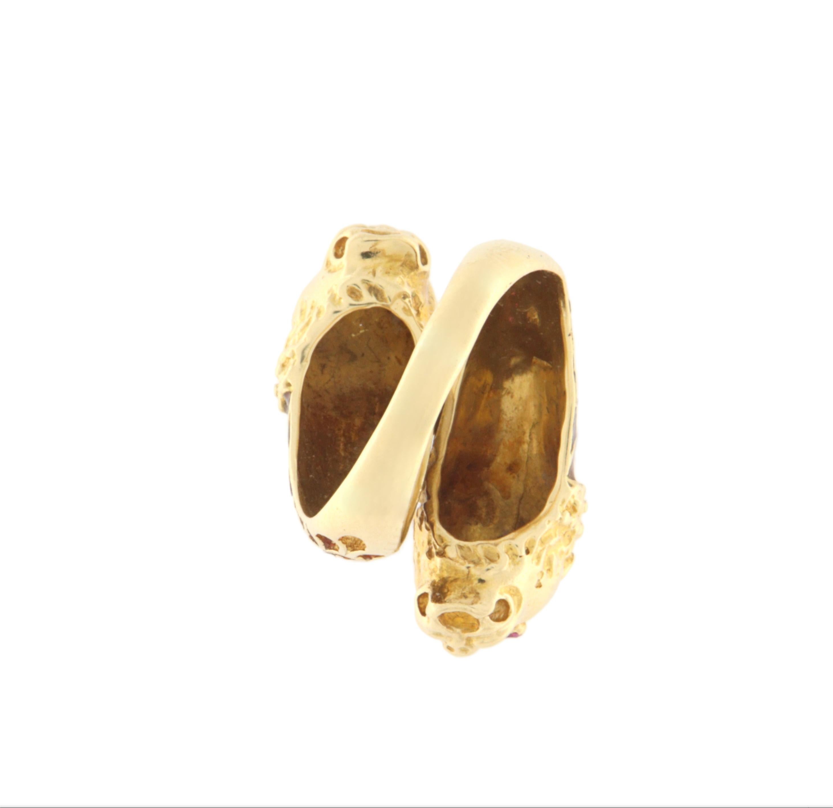 Brilliant Cut Lion Rubies 18 Karat Yellow Gold Cocktail Ring For Sale