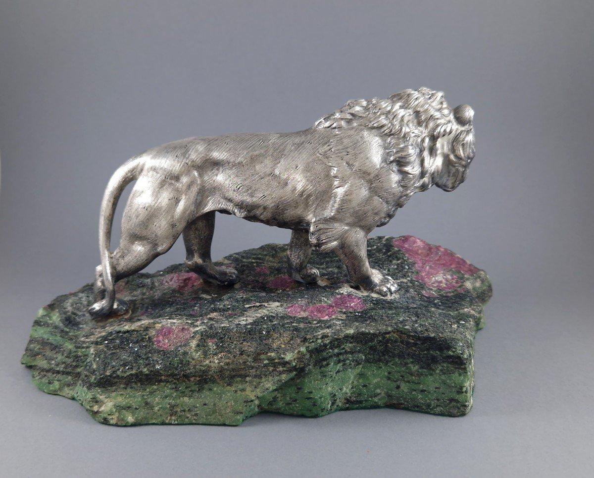 Escultura de León en Plata de Ley y Piedra Eudialita Italiano en venta