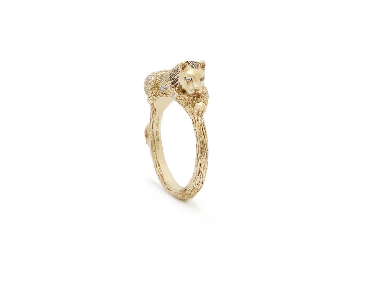 Set with a regal lion, who signifies protection, the Animal Lion Stackable Ring can be worn alone, or stacked with others in Bibi’s collection. The textured ring is fashioned in 18k white gold to resemble a branch, while the lion is in and
