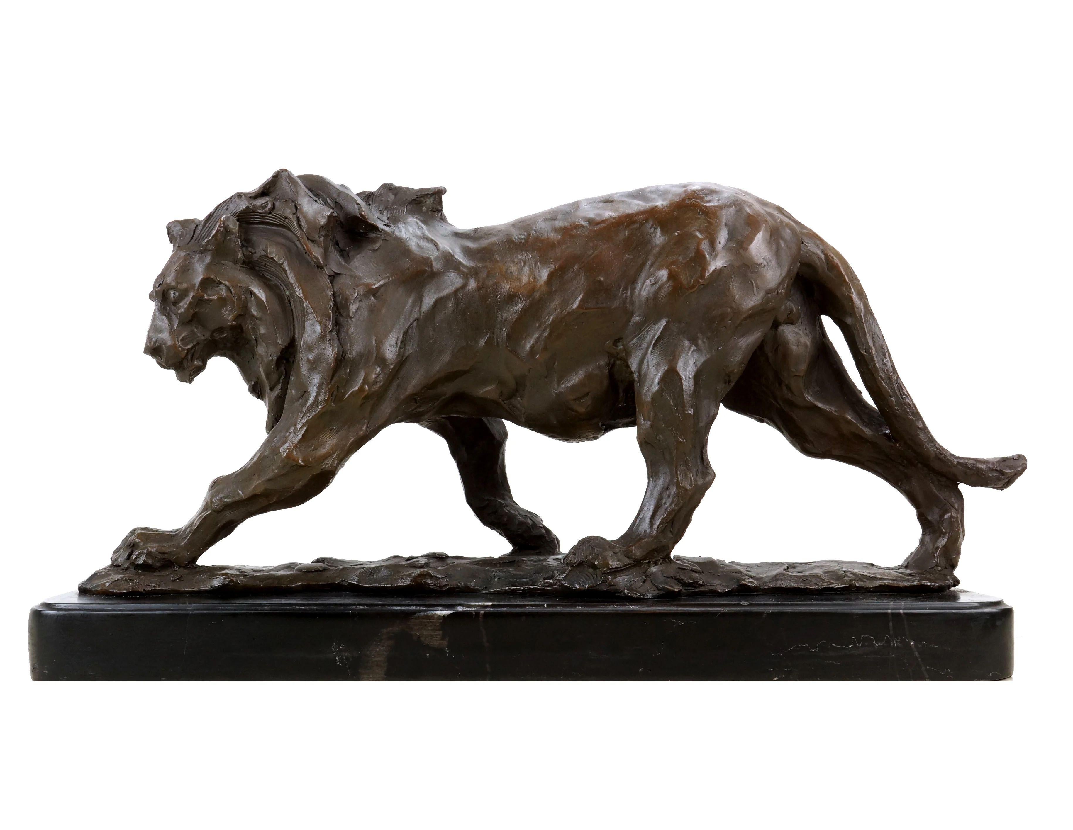 Moderne Statue de lion, lion marchant, dans le style de Rembrandt Bugatti Sculpture en bronze en vente