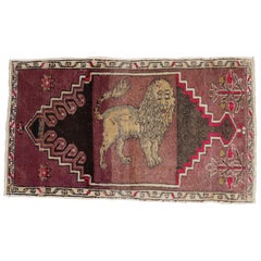 Vintage Lion Turkish 20th Century Wool Rug