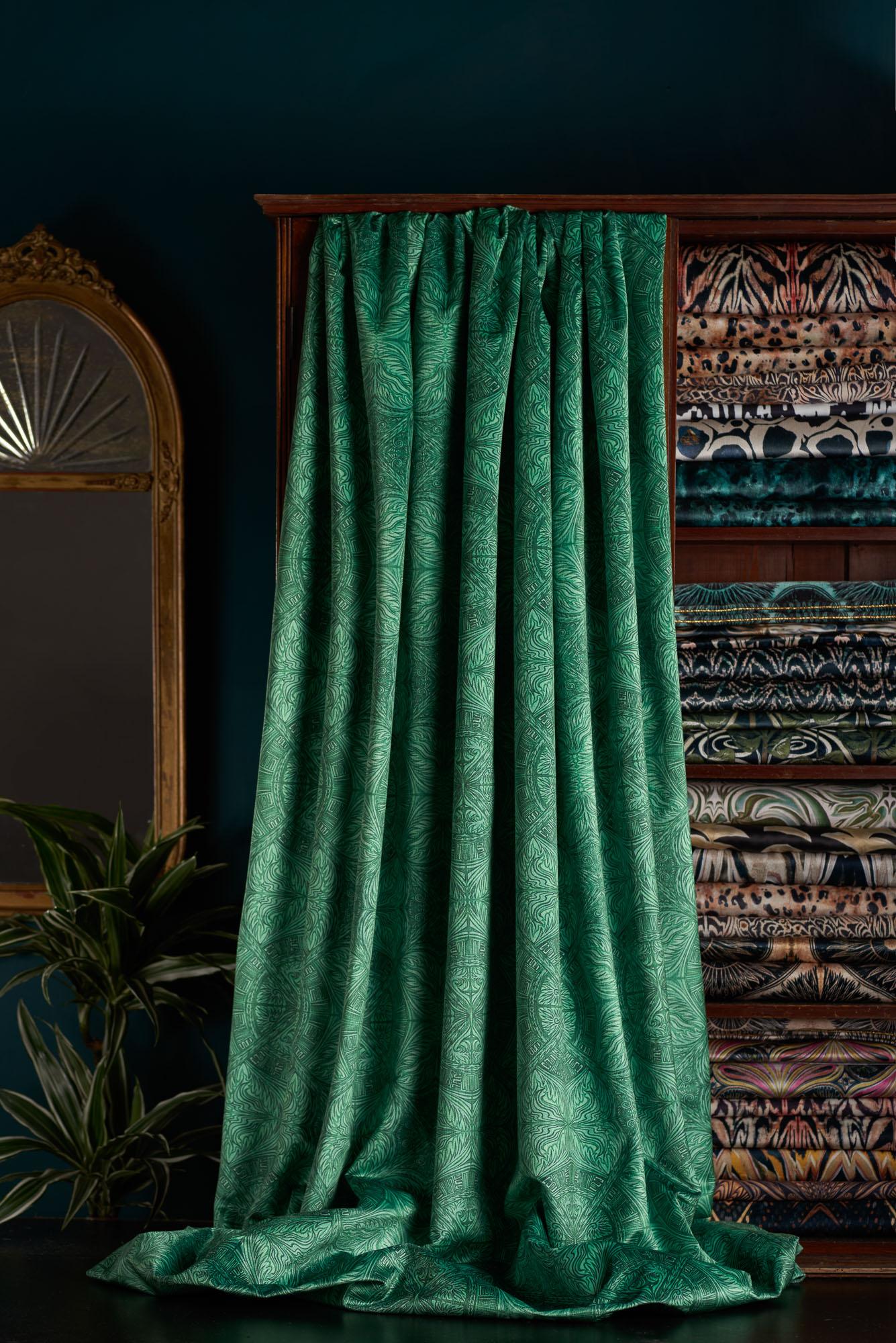 A stunning emerald green design. Lionheart brings detail and impact with this gorgeous velvet, the colour is truly vibrant and would make a real hero of the room be it on curtains, cushions or upholstery. The intricate design includes elements of