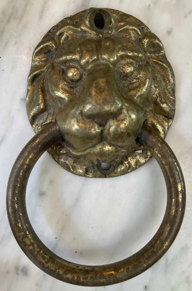 Löwenkopf-Türklopfer aus massiver Bronze im Zustand „Hervorragend“ im Angebot in Palm Beach, FL