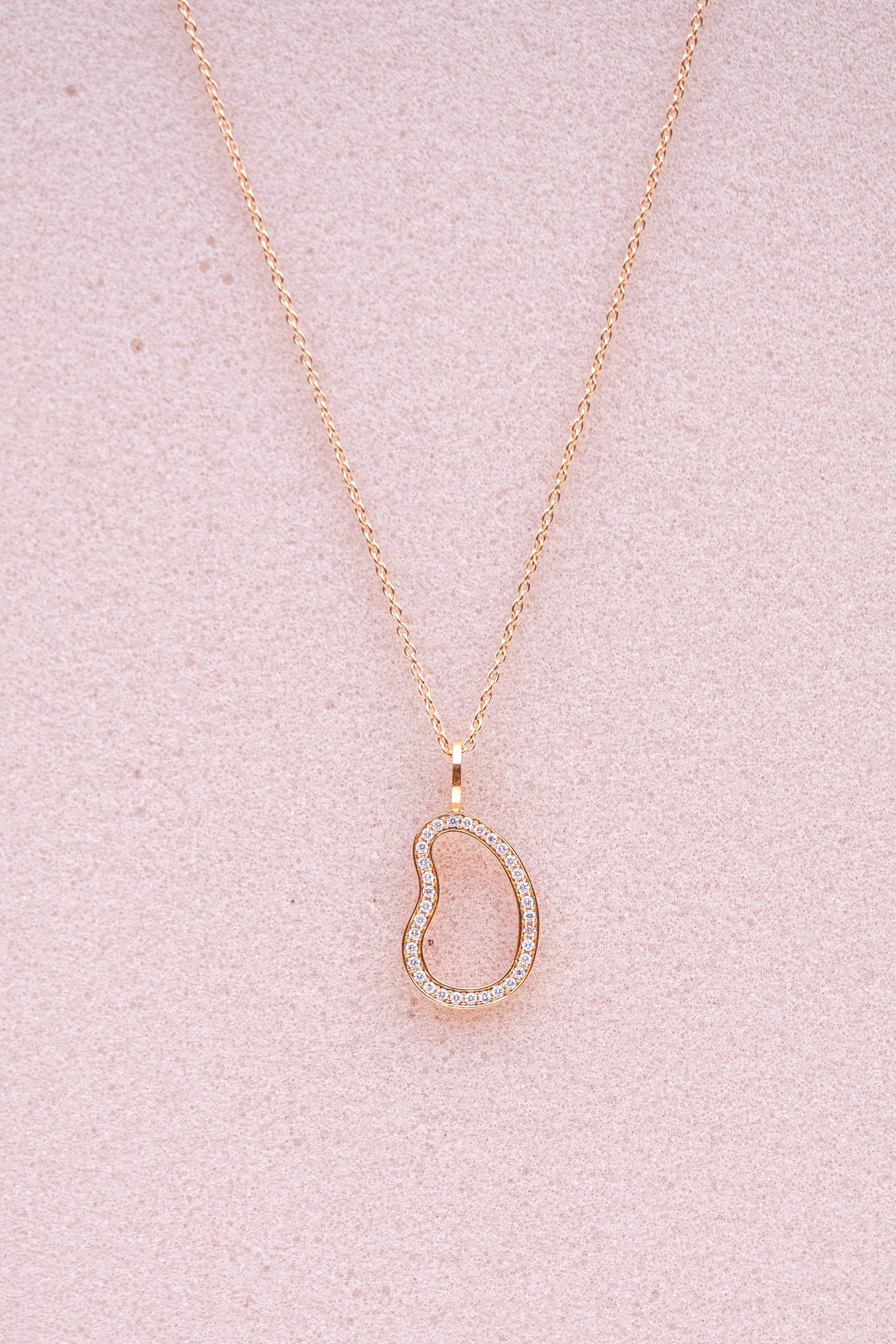Taille brillant Liora Pendentif en or 18 carats et diamants éthiques de 0,28 ct - une touche de lumière en vente