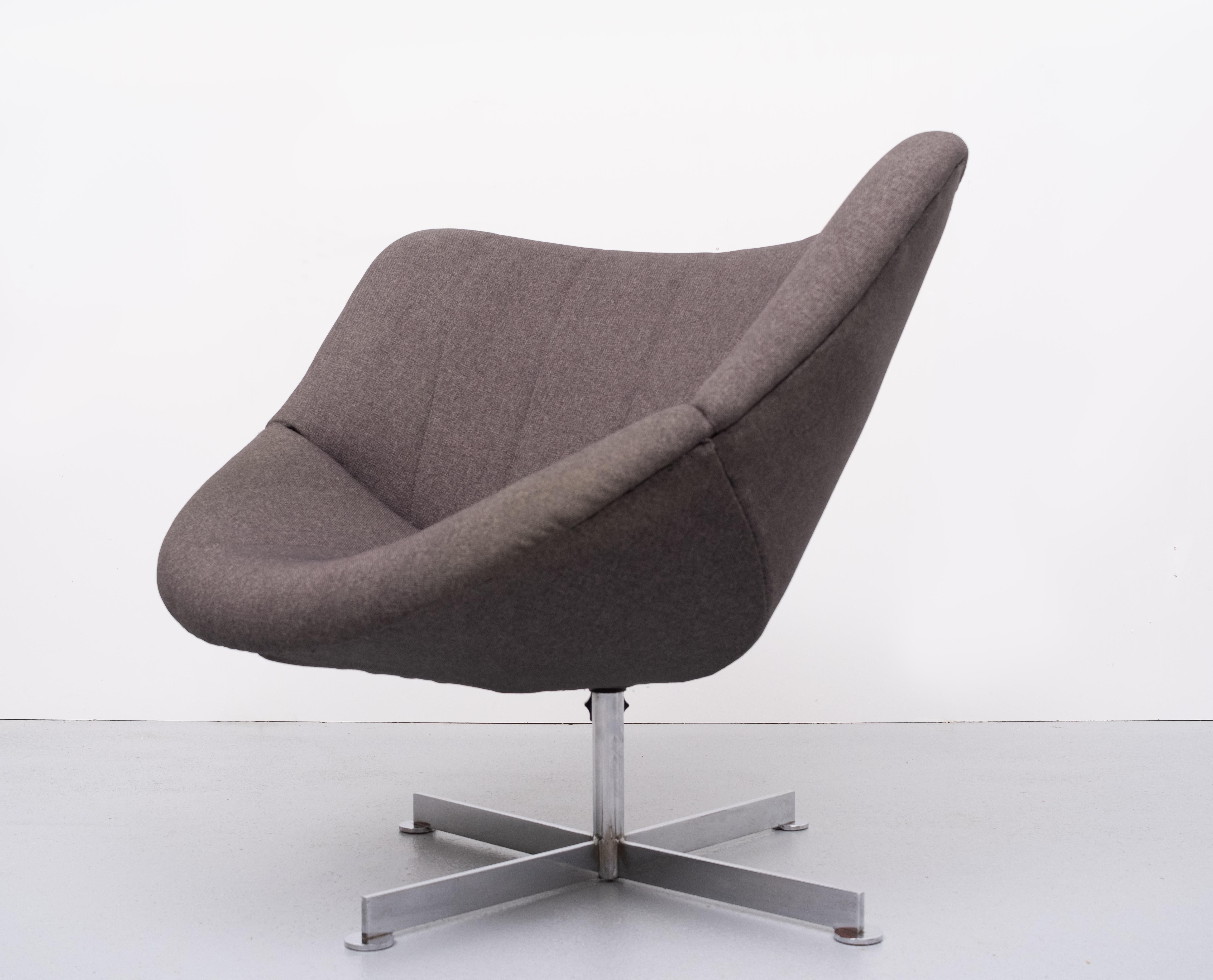 Wool Lip Chair by Rudolf Wolf for Rohe Noordwolde from the 1960s