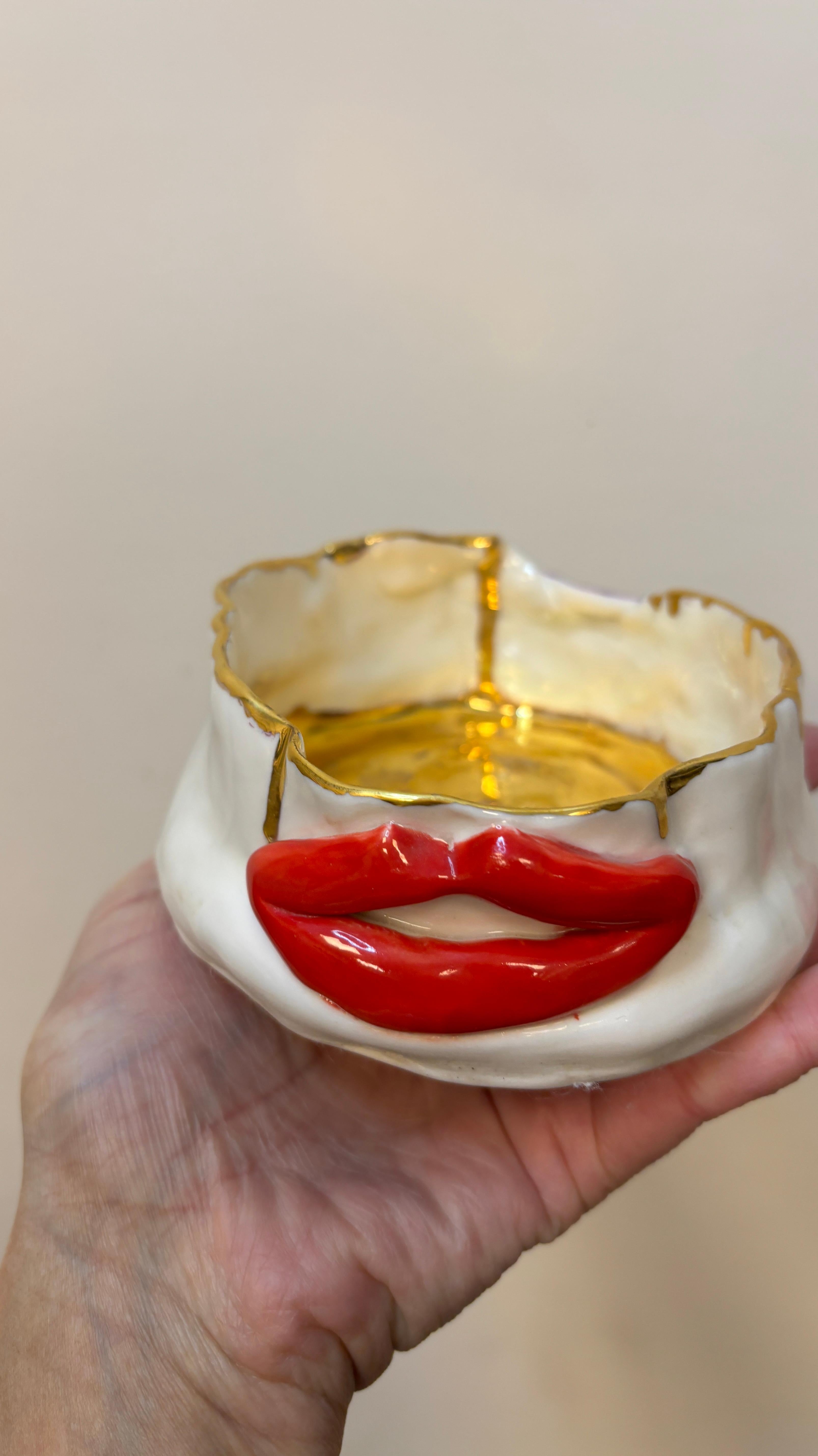Porte-bougies/bonbons Lips de l'artiste - designer Hania Jneid en vente 4