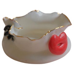 Porte-bonbons Lips en porcelaine par Hania Jneid