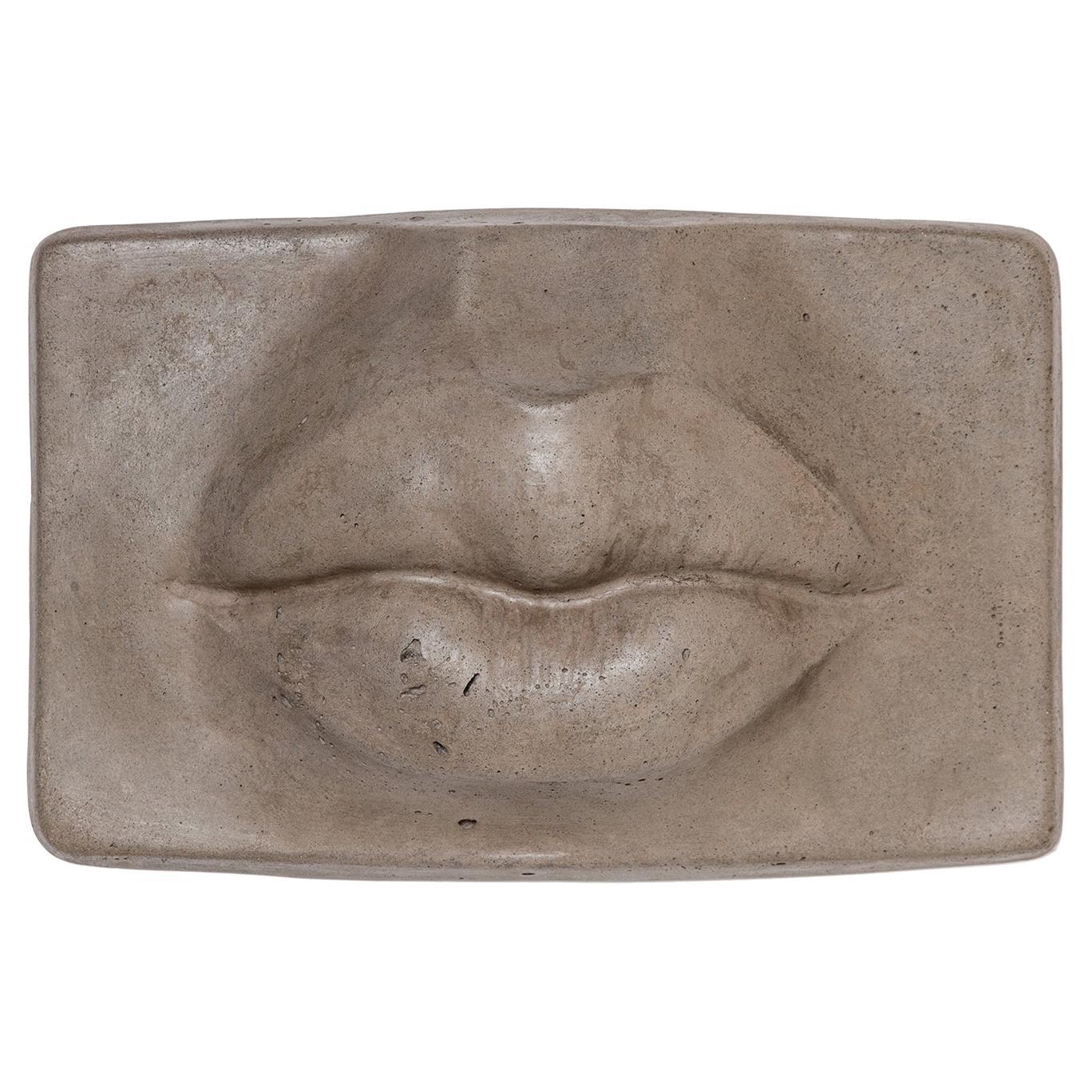 Nashira-Skulptur von Lippen
