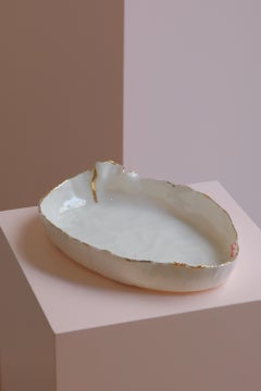 Lips Serving Plater in White Porcelain by Hania Jneid