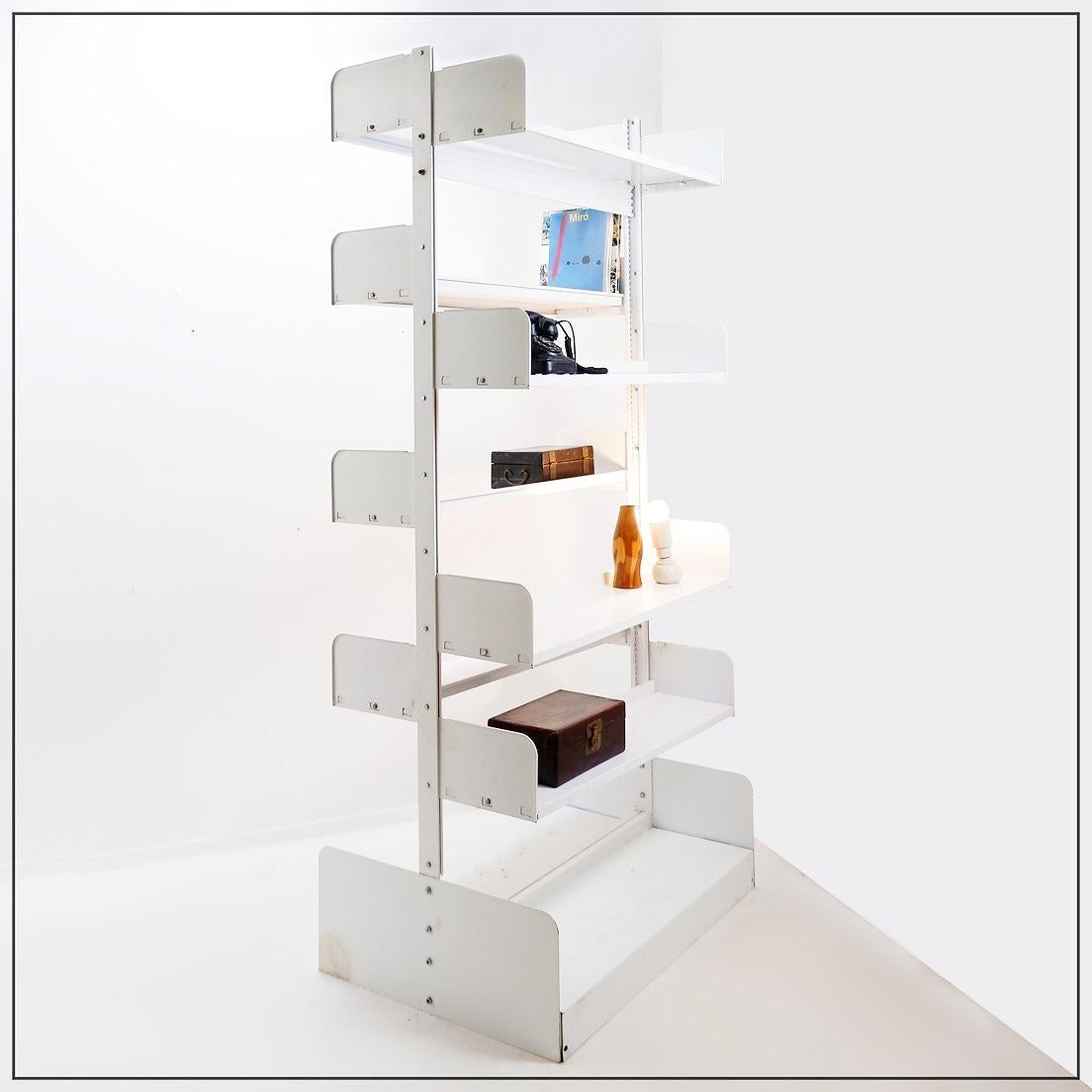 Industrial - Vintage - Bookcase
Measures : 100x70cm H:220cm 
Material : white lacquered steel
Complete fixing bolts
