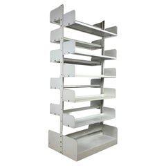 Libreria doppia Lips Vago Modello "Congresso", metallo bianco, Italia, anni '60