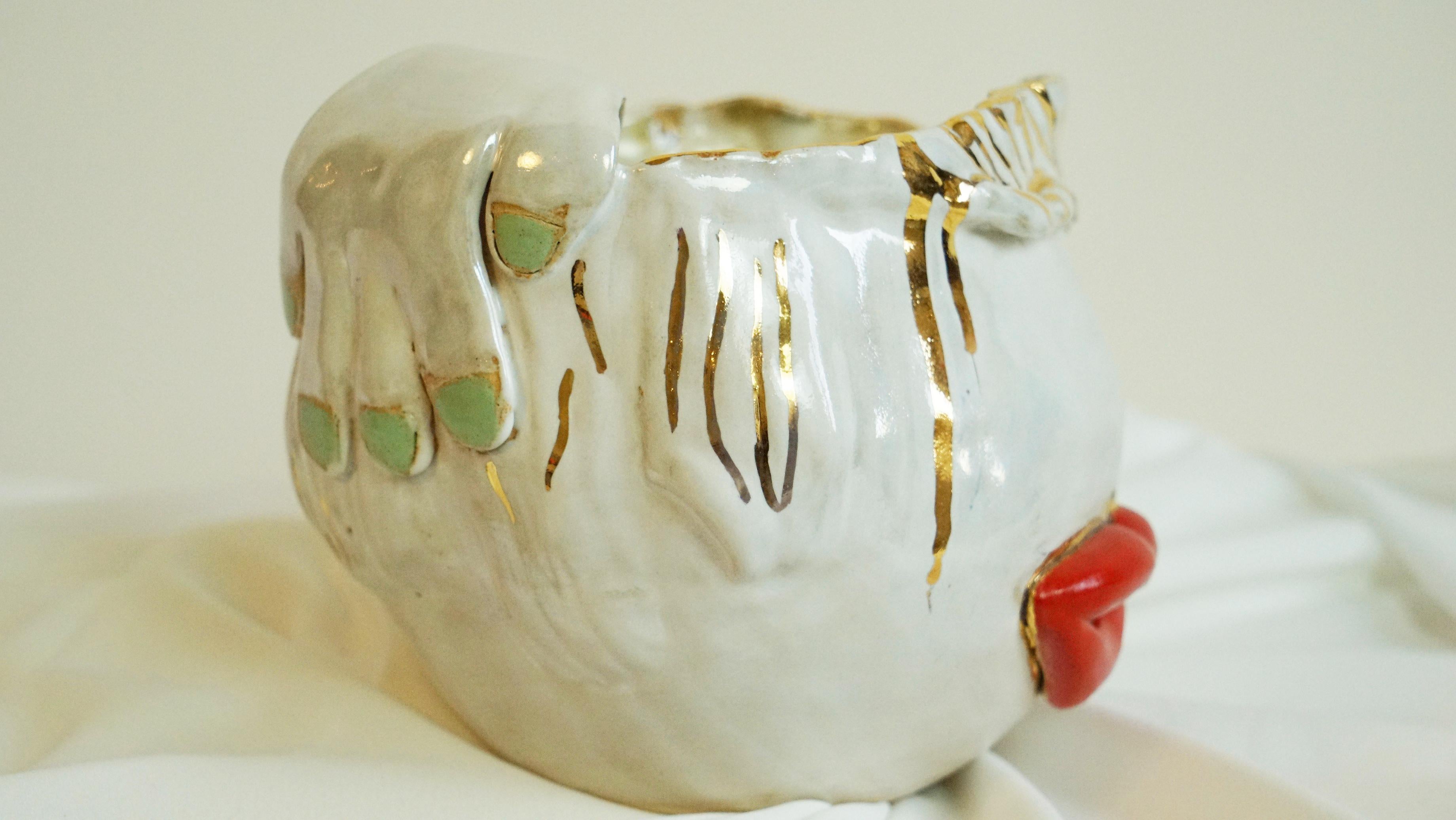 Lips Vase No 1 By artist - designer Hania Jneid For Sale 6