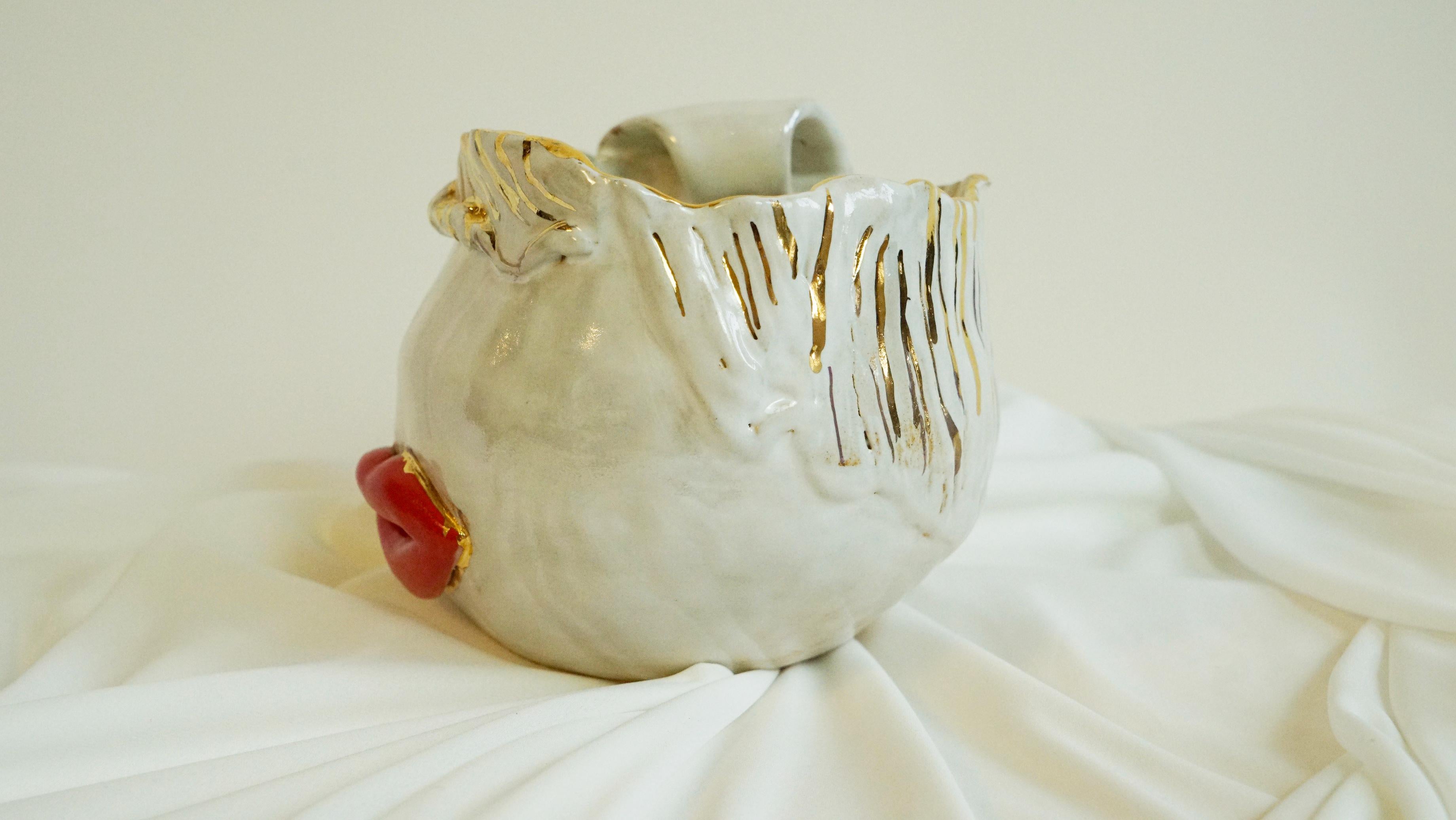 Lips Vase No 1 By artist - designer Hania Jneid For Sale 8