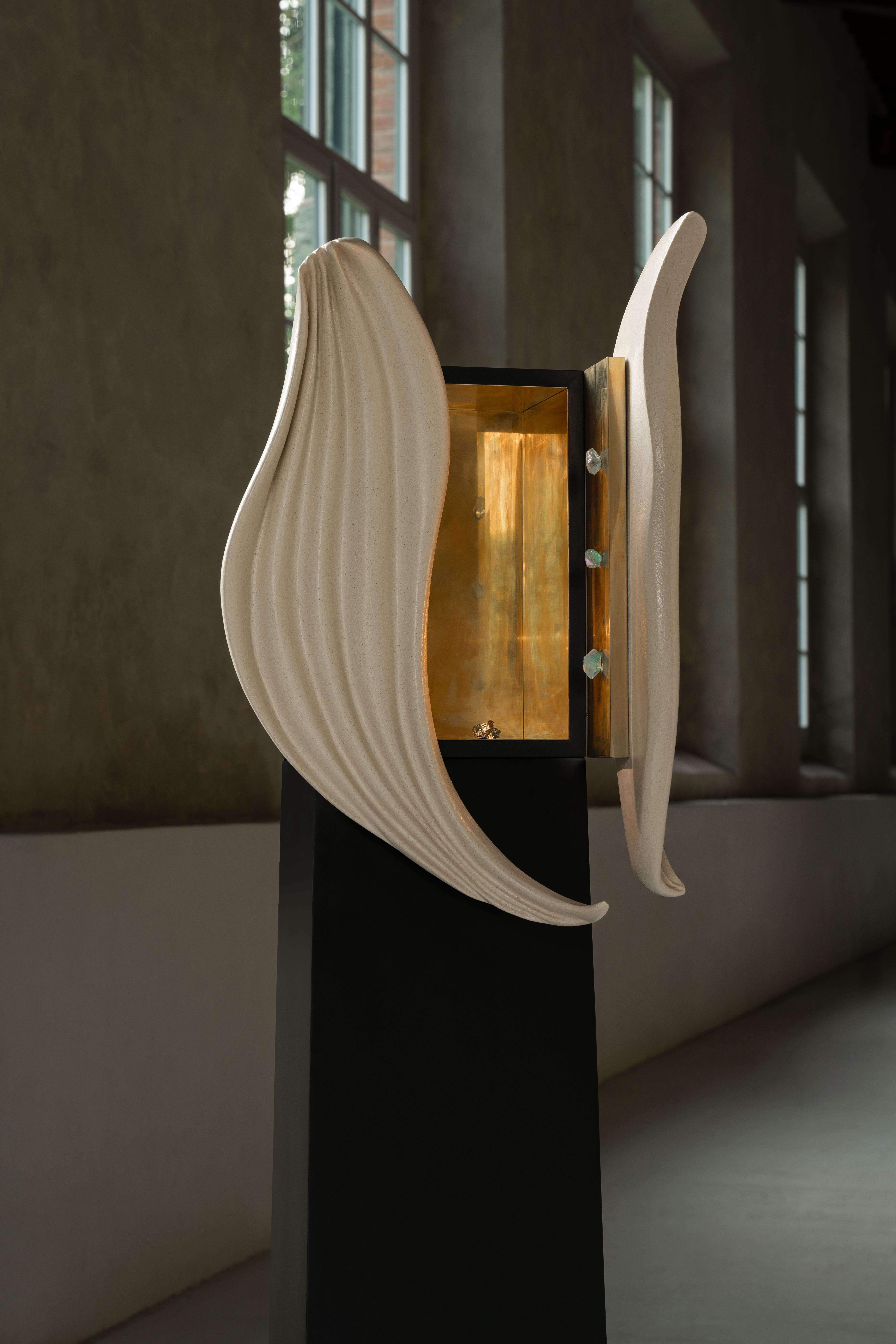 Post-Modern Organic Wave Form Sculptural Soft Beige Ceramic Sconce by Elsa Foulon For Sale