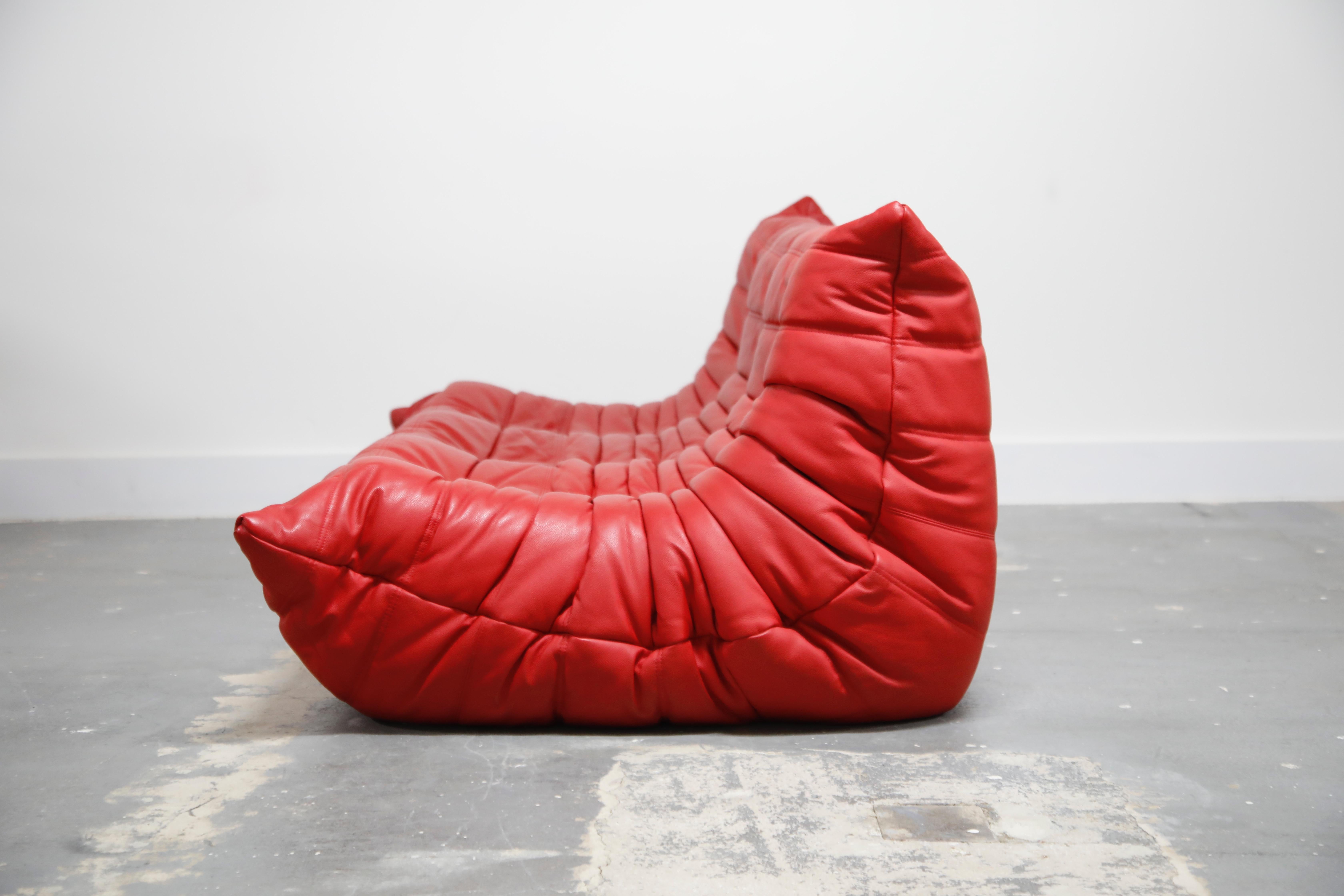 Lipstick Red Leather Togo Sofa by Michel Ducaroy for Ligne Roset, Signed, 1980s In Excellent Condition In Los Angeles, CA