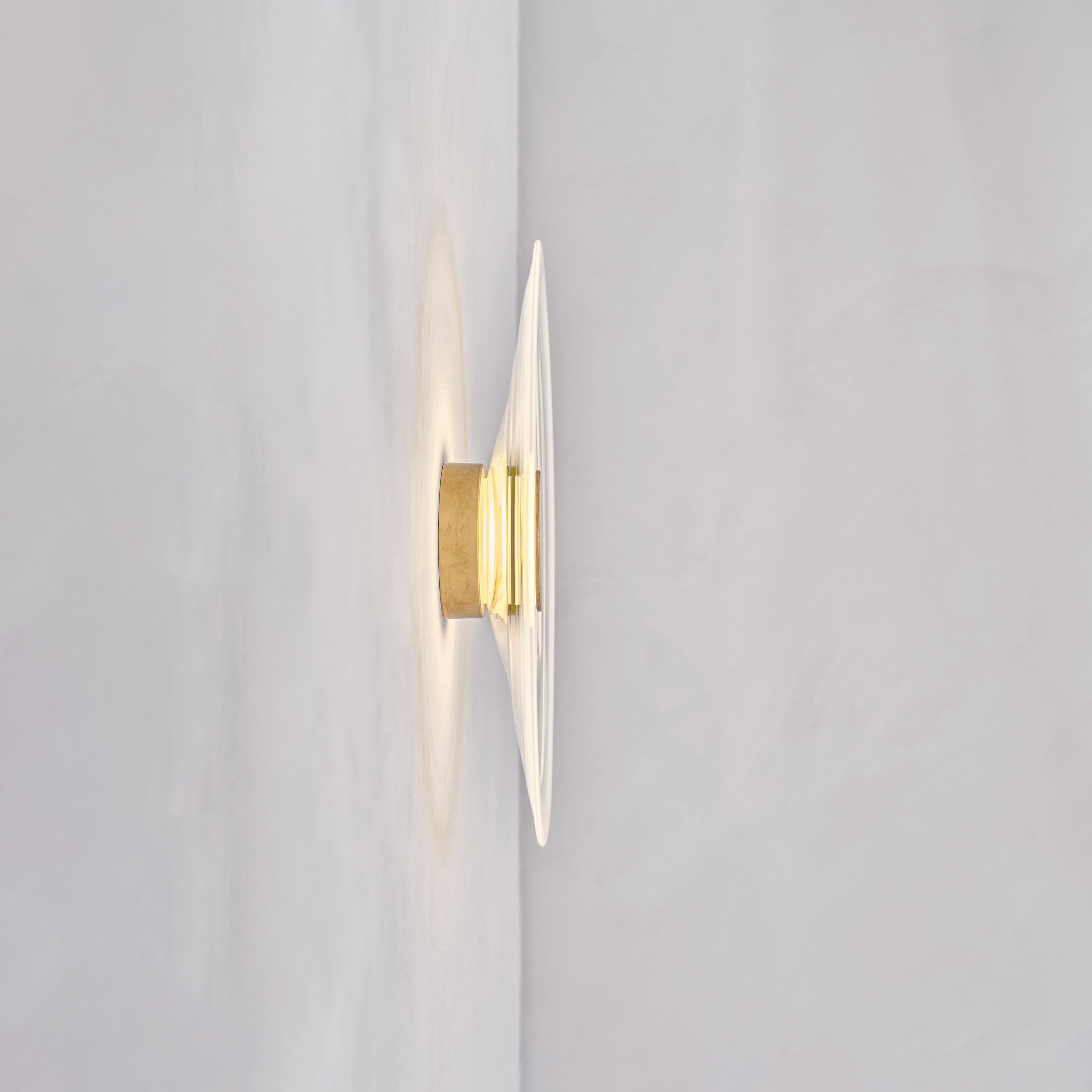 Hand-Crafted 'Liquid Alabaster' Hand-Blown White Gradient Glass & Aged Brass Wall Light For Sale