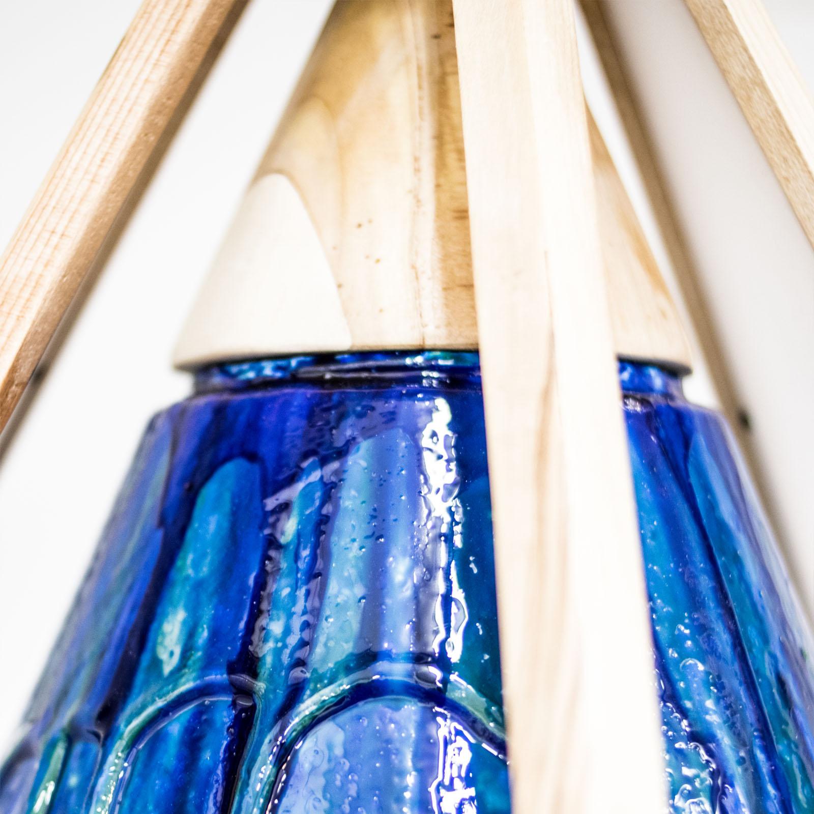 'Liquid' Blaue Kuken Pendelleuchte mit Holzrahmen von Hillsideout (Italienisch) im Angebot