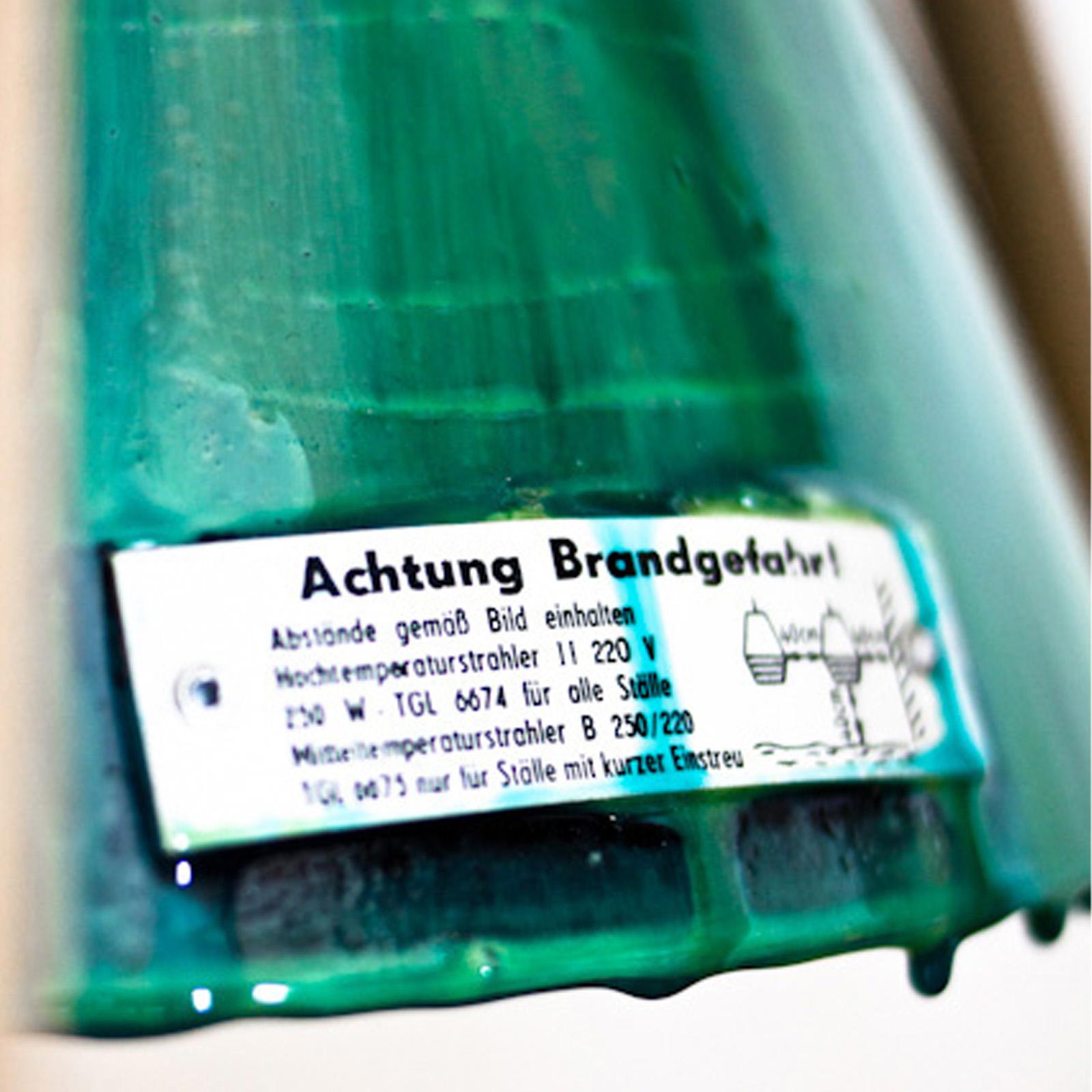 Lampada a sospensione Kuken verde 'Liquid' con cornice in legno di Hillsideout In condizioni Nuovo in vendita a Milan, IT