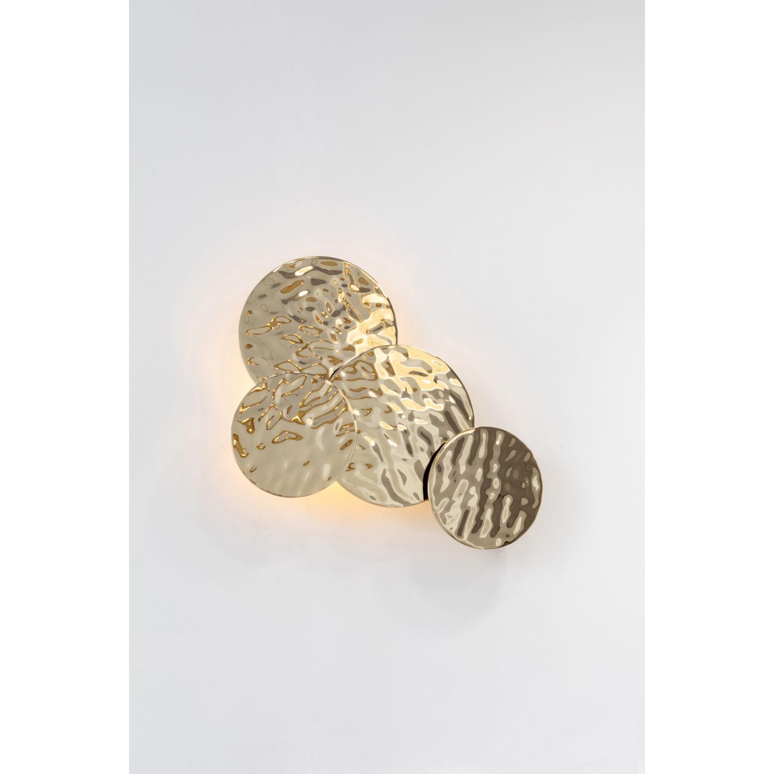 Liquide wall lamp by Mydriaz
Dimensions: W 38.2 x H 38.6 x D 7.2 cm
Materials: Brass
Finishes: Golden-plated polished brass
 White nickel finish on polished brass
 Black nickel finish on polished brass
6 kg

All our lamps can be wired