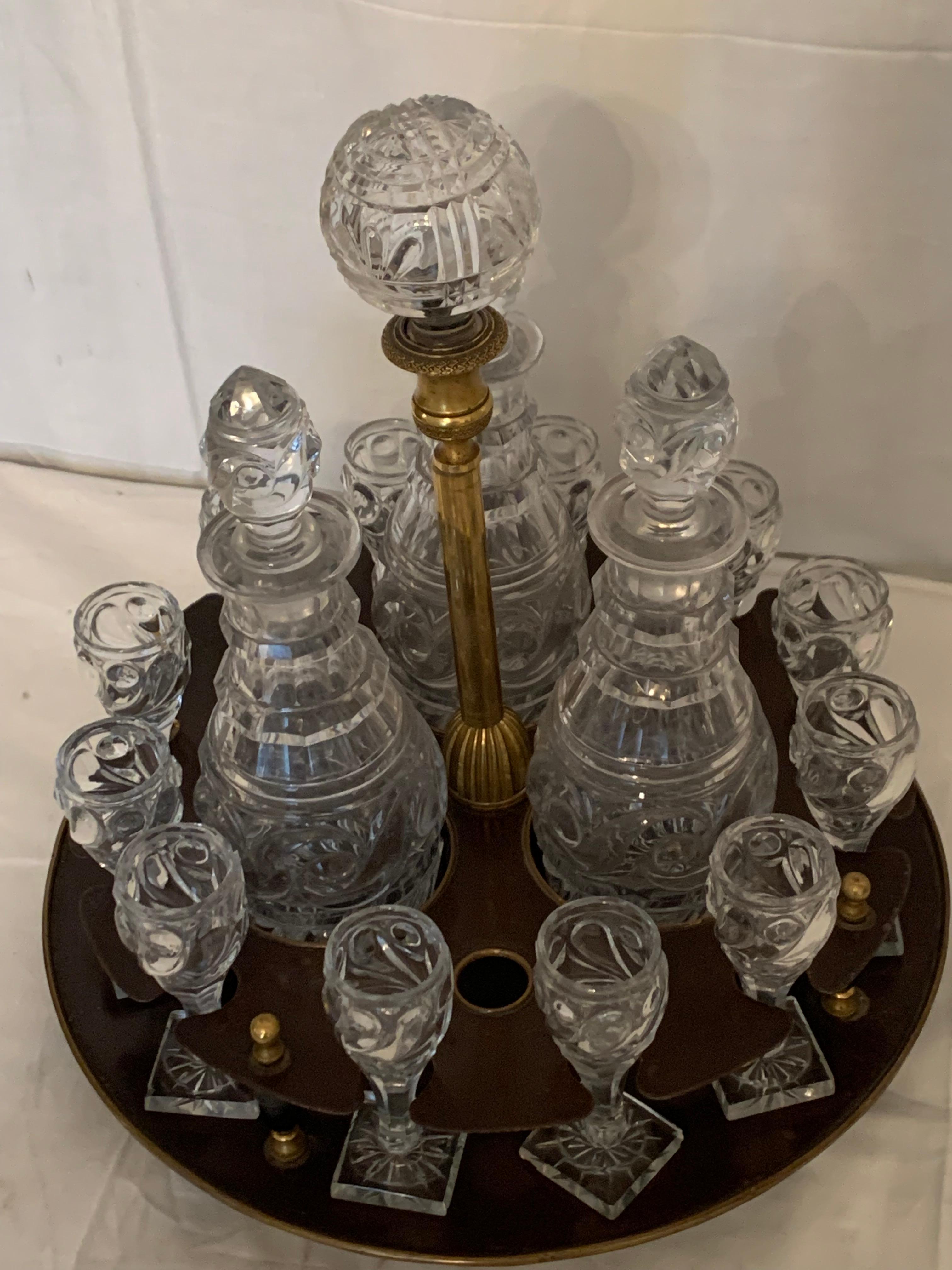 Türkis-Schrank, Baccarat-Kristall, Bronze im Angebot 2
