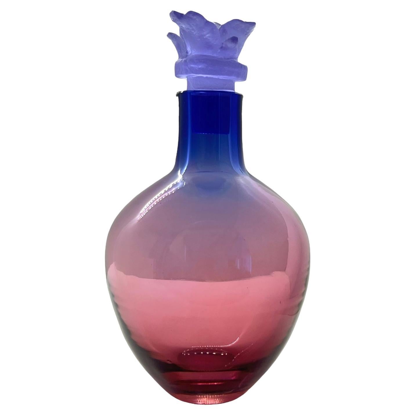 Carafe à liqueur en verre rose violet et bleu avec bouchon rose, fabriquée à la main