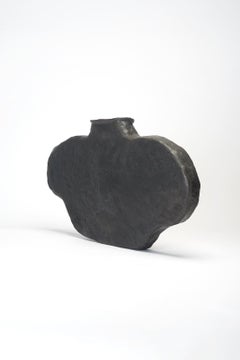 Organische Form, Contemporary Plain Black Ceramic von Willem Van Hooff