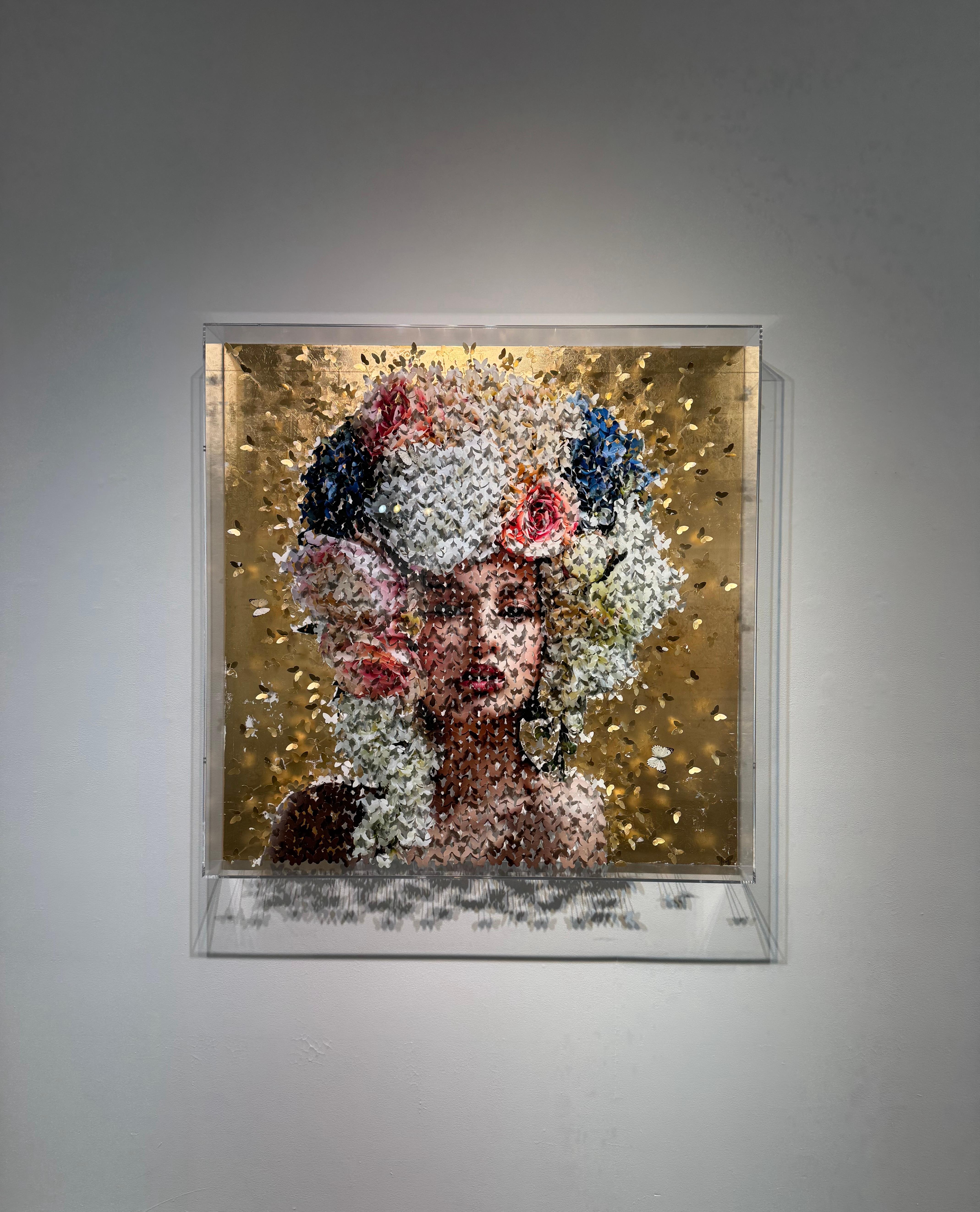 Coming from the world of Street art, Lis Sam is a self-taught artist. Born in Tunisia in 1989, he arrived in France at the age of 11, where he entered the world of craftsmanship, developing a keen appreciation for aesthetic forms. As is often the