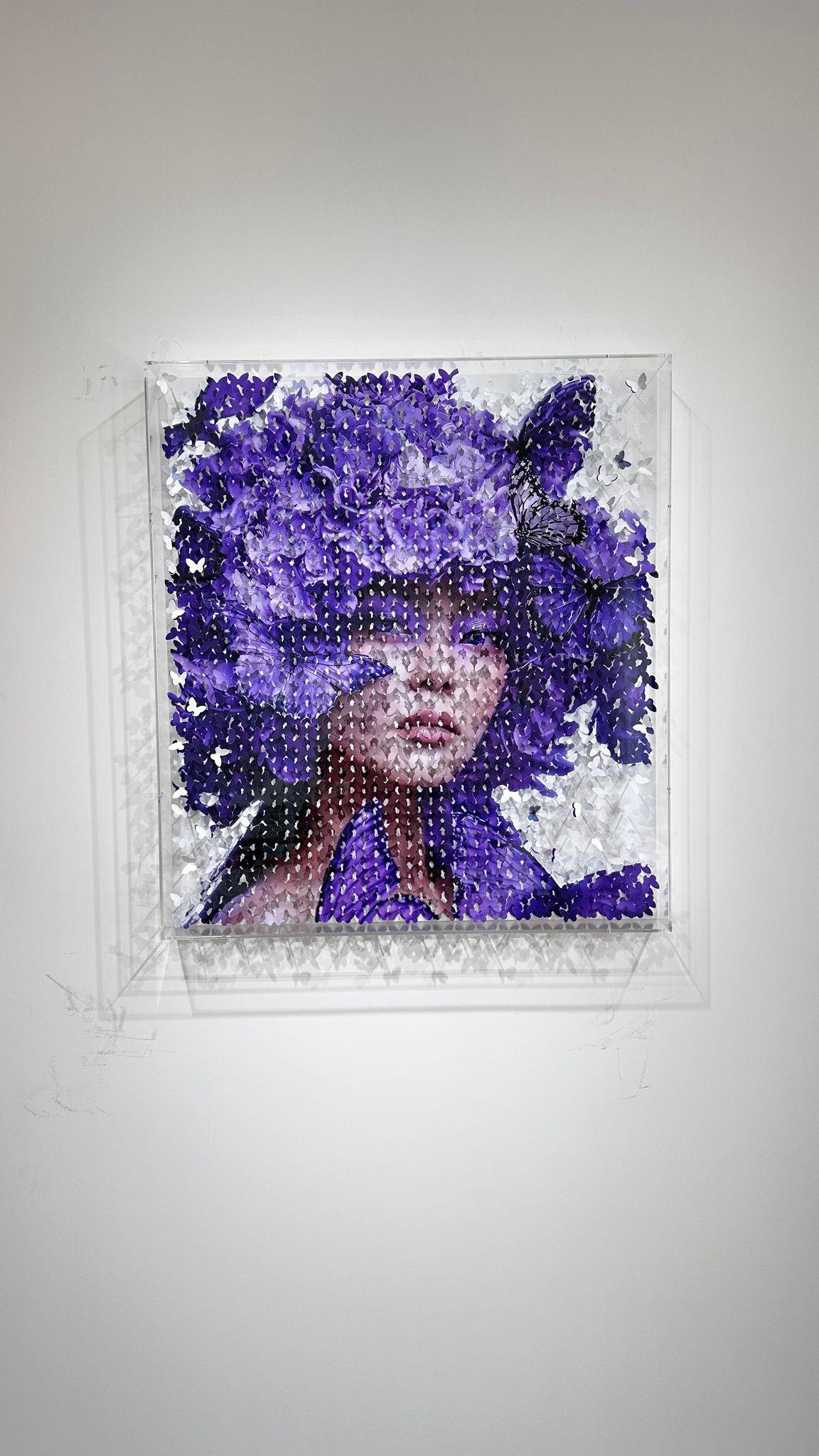Lila Orchidee 3 (Fotorealismus), Mixed Media Art, von Lis Sam