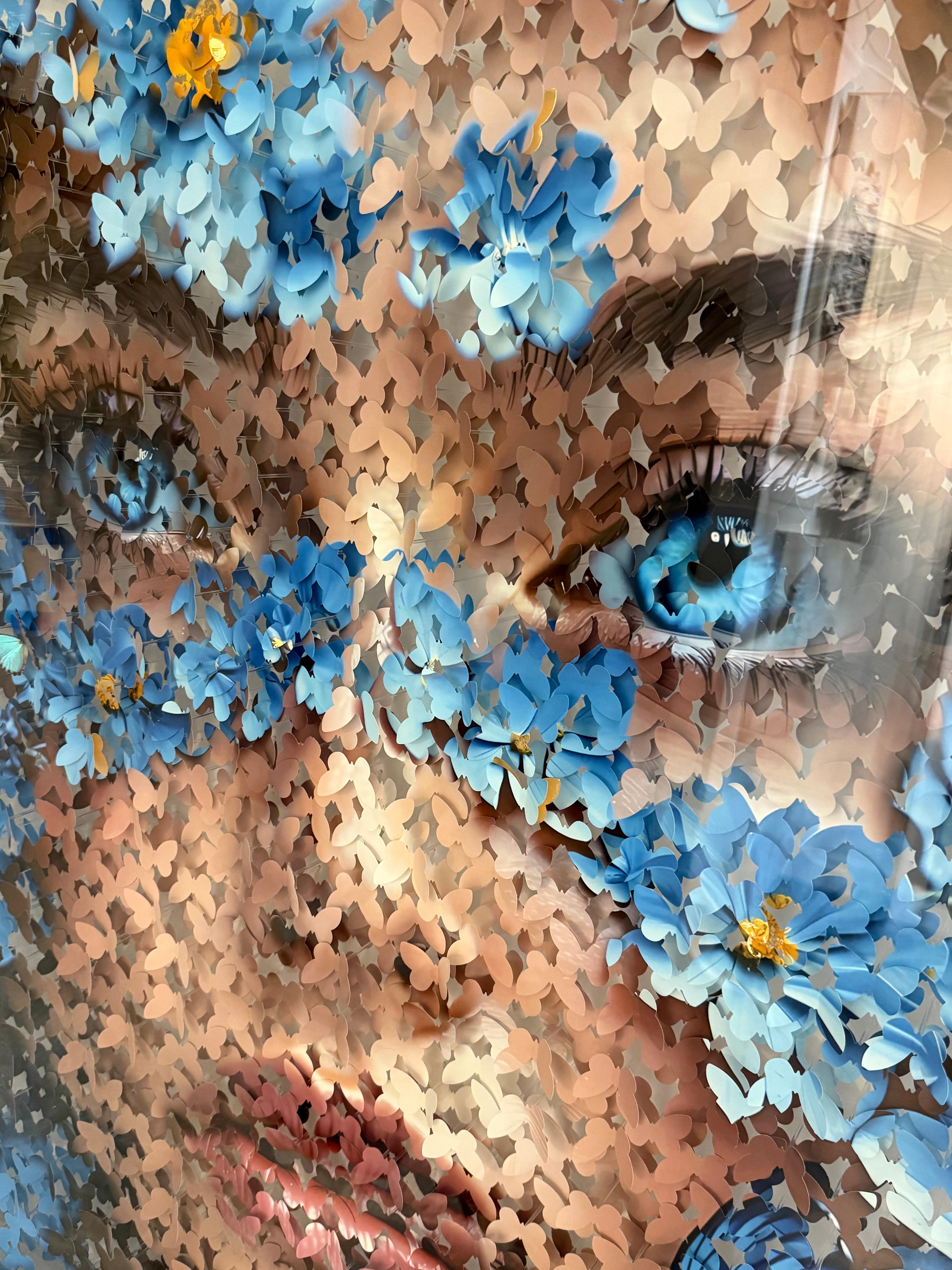 SOUS LES PÉTALES BLEU 6 For Sale 3