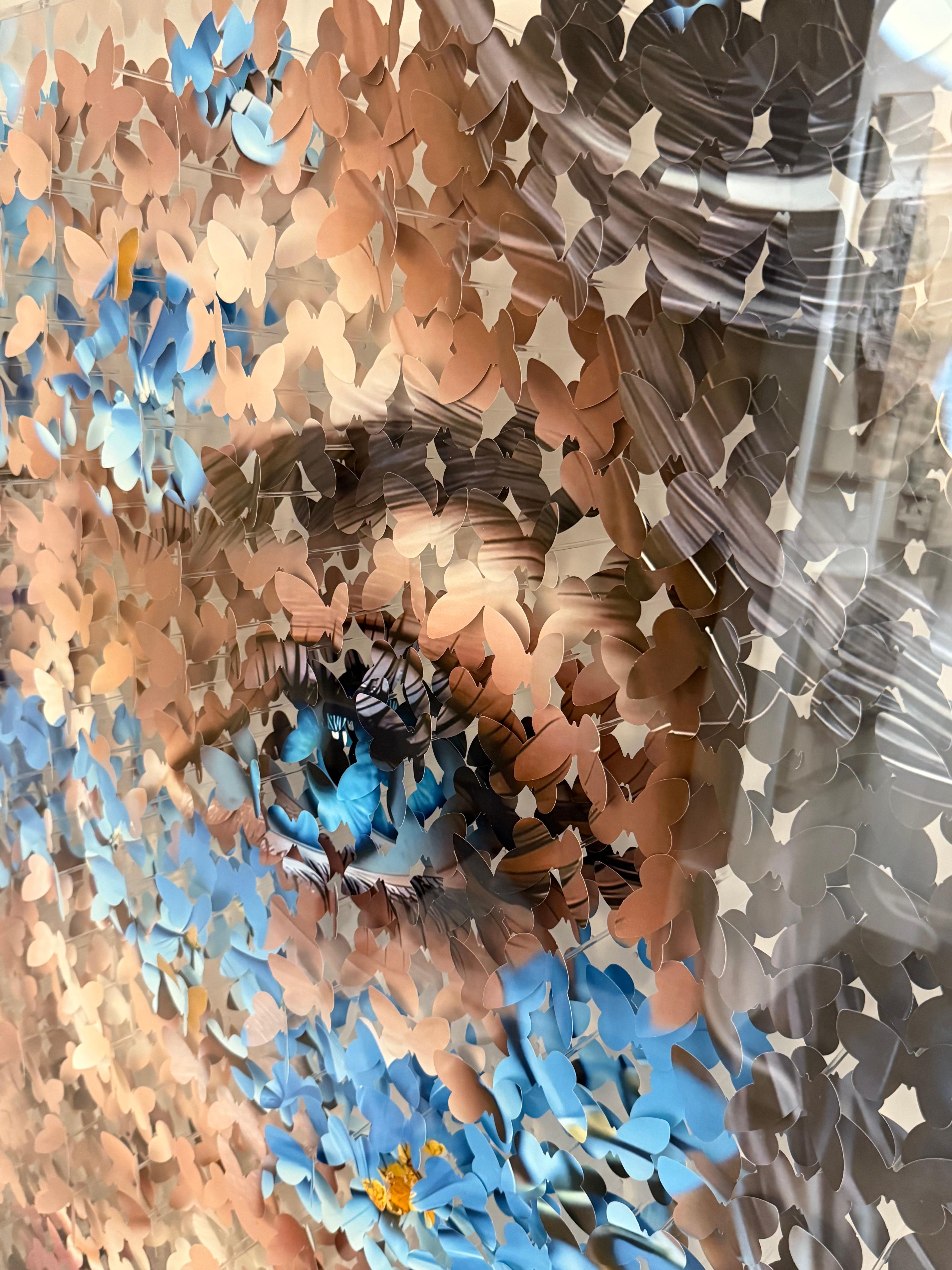 SOUS LES PÉTALES BLEU 6 For Sale 4