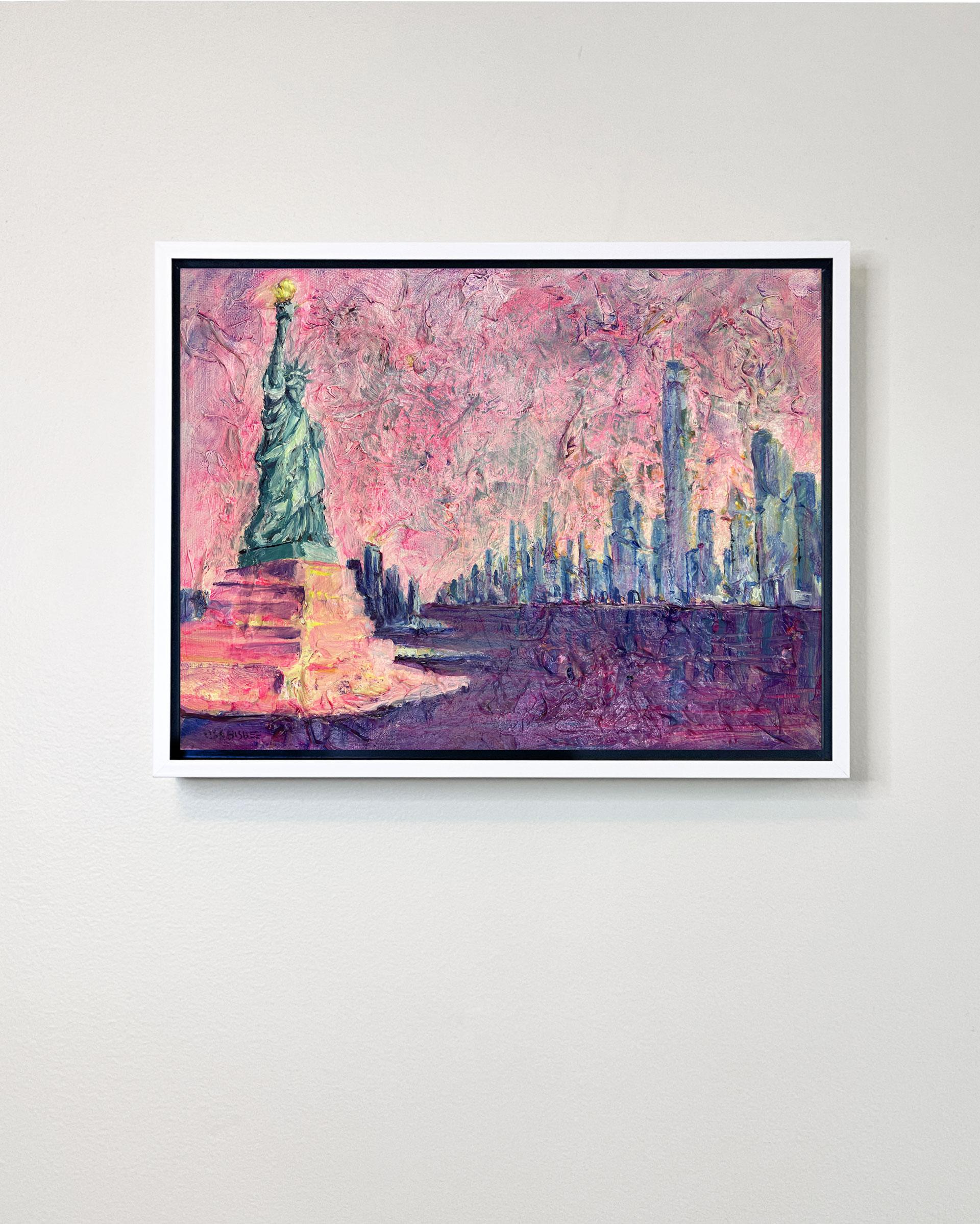 Estatua de la Libertad con Torre de la Libertad - obra original de paisaje urbano moderno de NY - Painting Abstracto de Lisa Bisbee