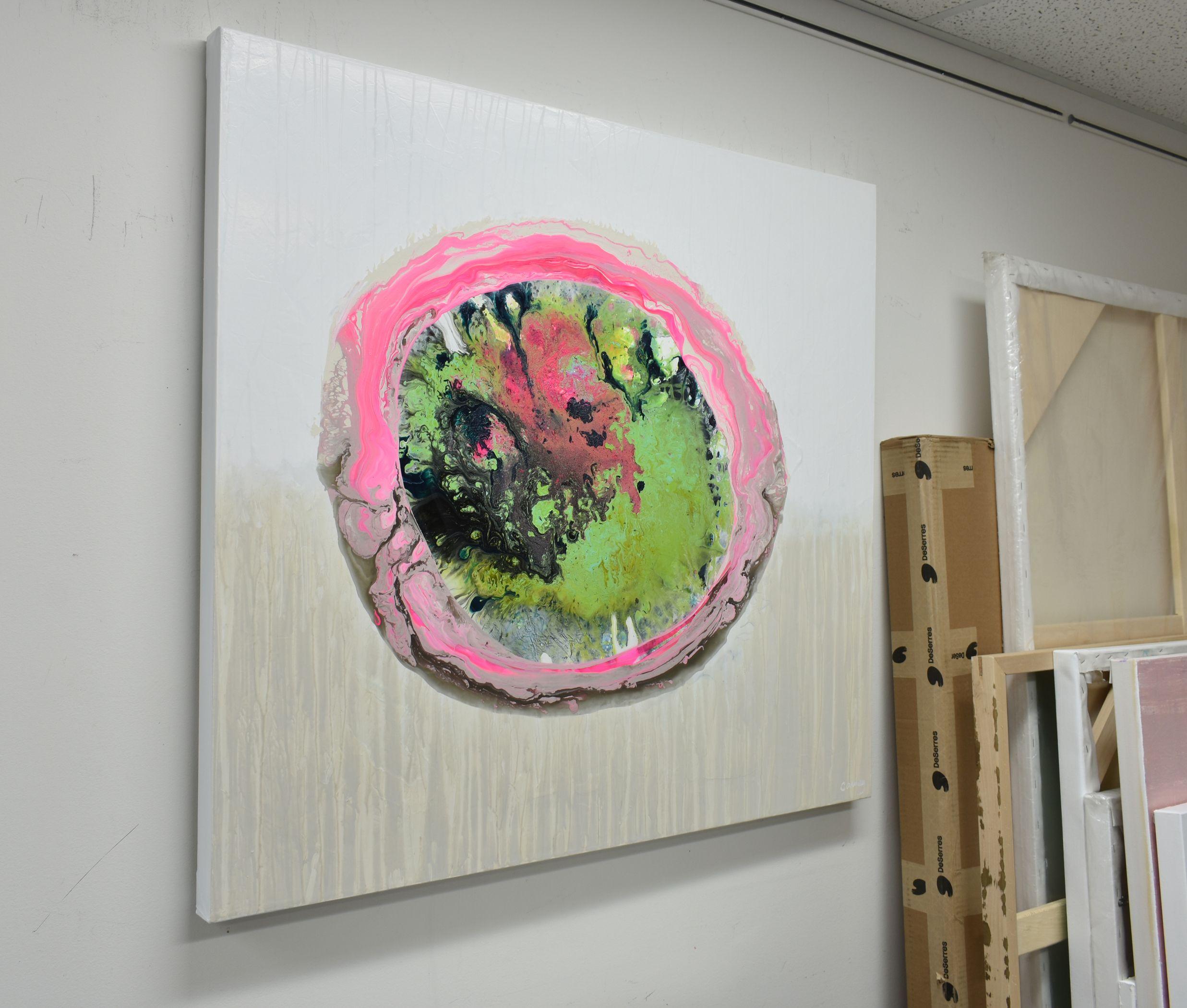 Large acrylic painting on canvas. The fluorescent pink and lime green colors are contrasted on a white and gray background. A painting full of energy to decorate your home.    The work is signed on the front and signed, titled and dated on the back.