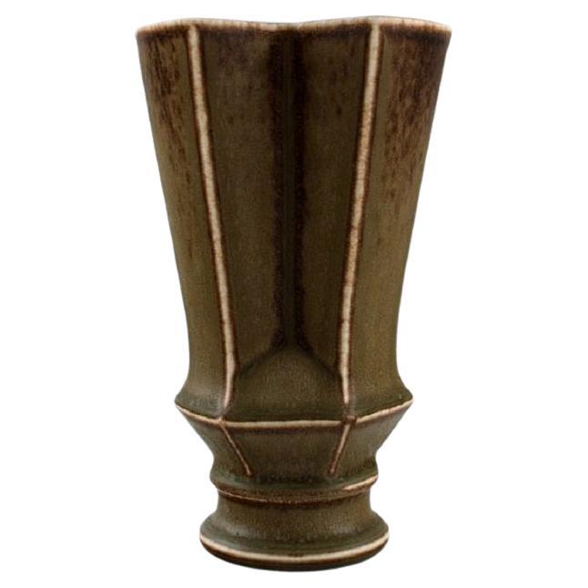 Lisa Engquist (1914-1989) for Bing and Grøndahl. Cubist vase in glazed stoneware