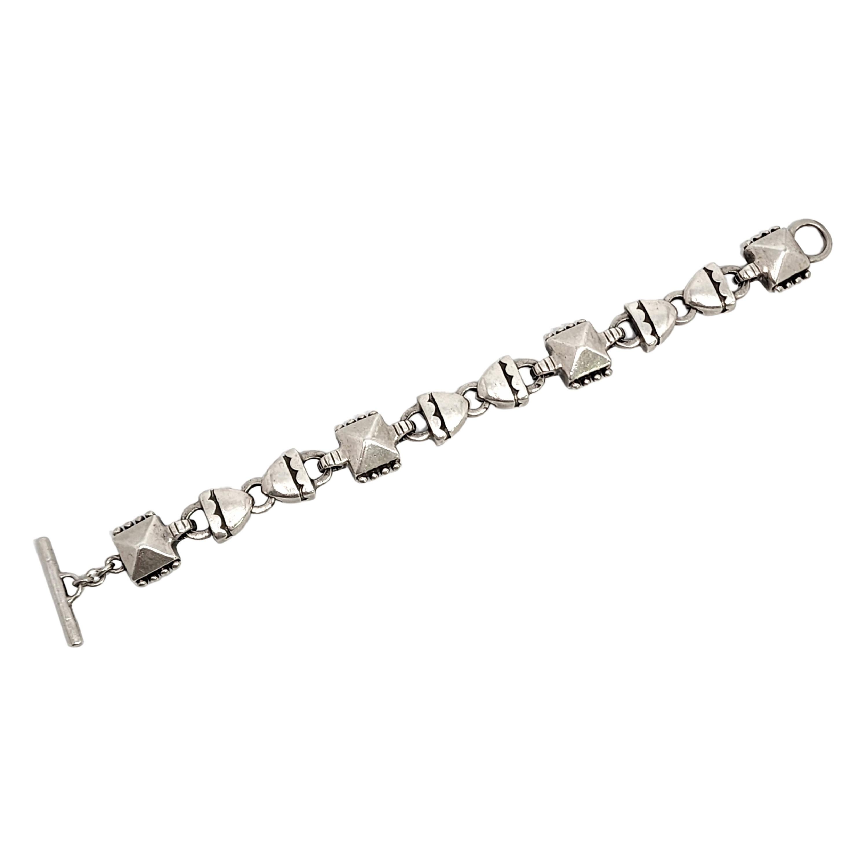 Lisa Jenks - Bracciale con perline quadrato e triangolo in argento sterling con maglie a T In condizioni buone in vendita a Washington Depot, CT