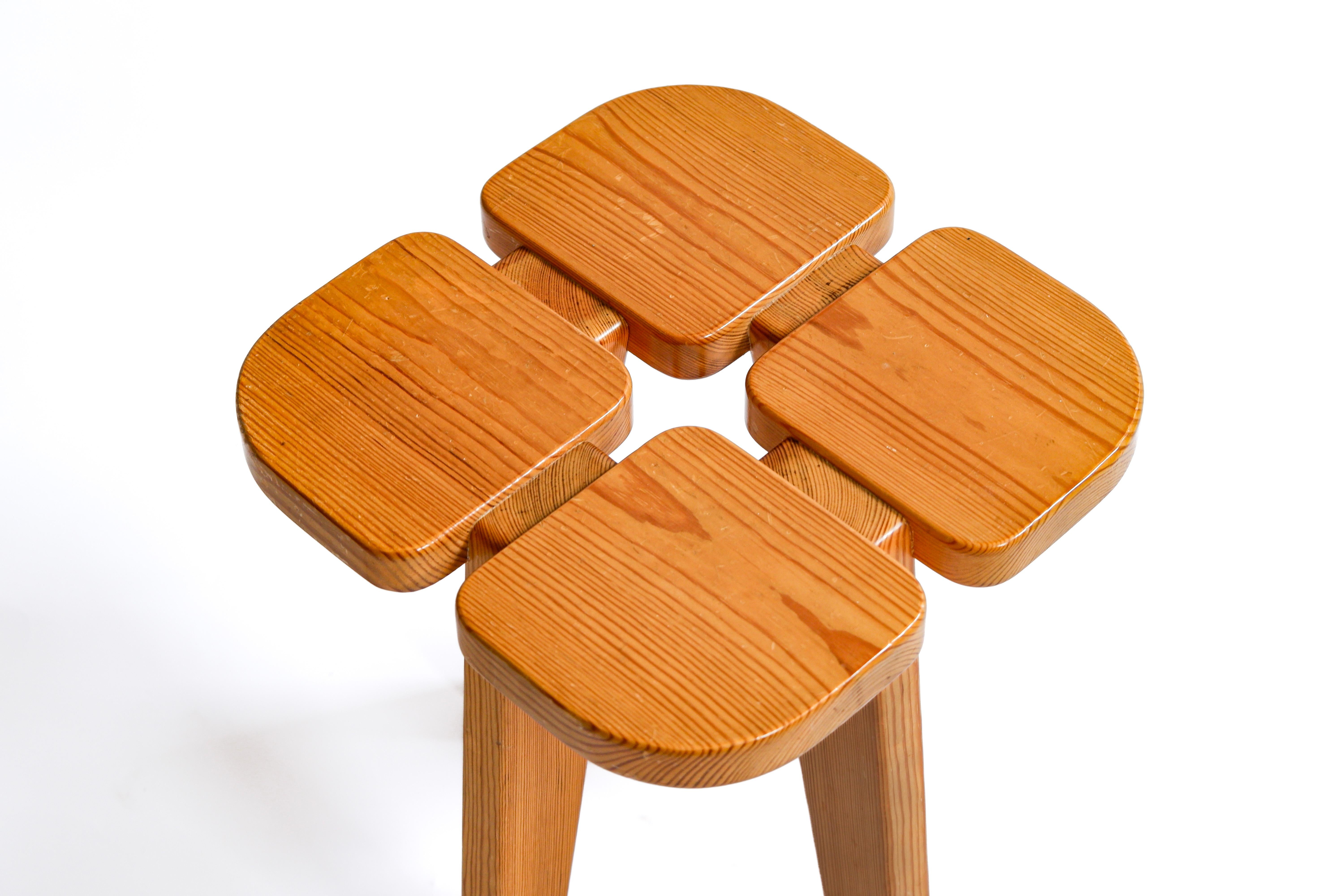 Lisa Johansson-Pape, Apila stool, made in solid pine circa 1960, produced by Stockmann Oy in Finland. Good vintage condition. Lisa Johansson-Pape is one of the most talented finnish design of her time along side Alvar Aalto or Paavo tynell in