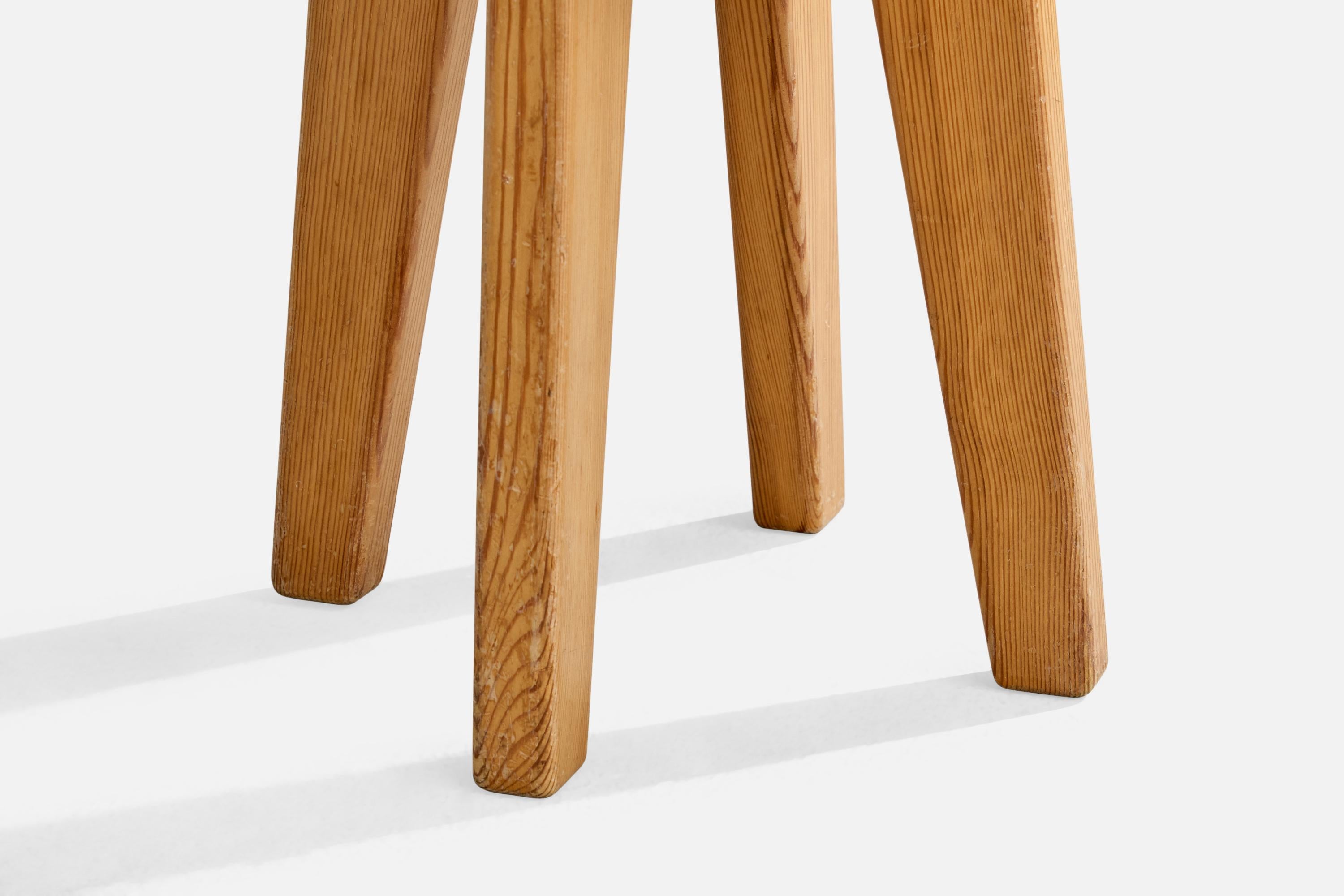 Bois Lisa Johansson-Pape Attribution, tabourets, pin, Finlande, années 1950 en vente