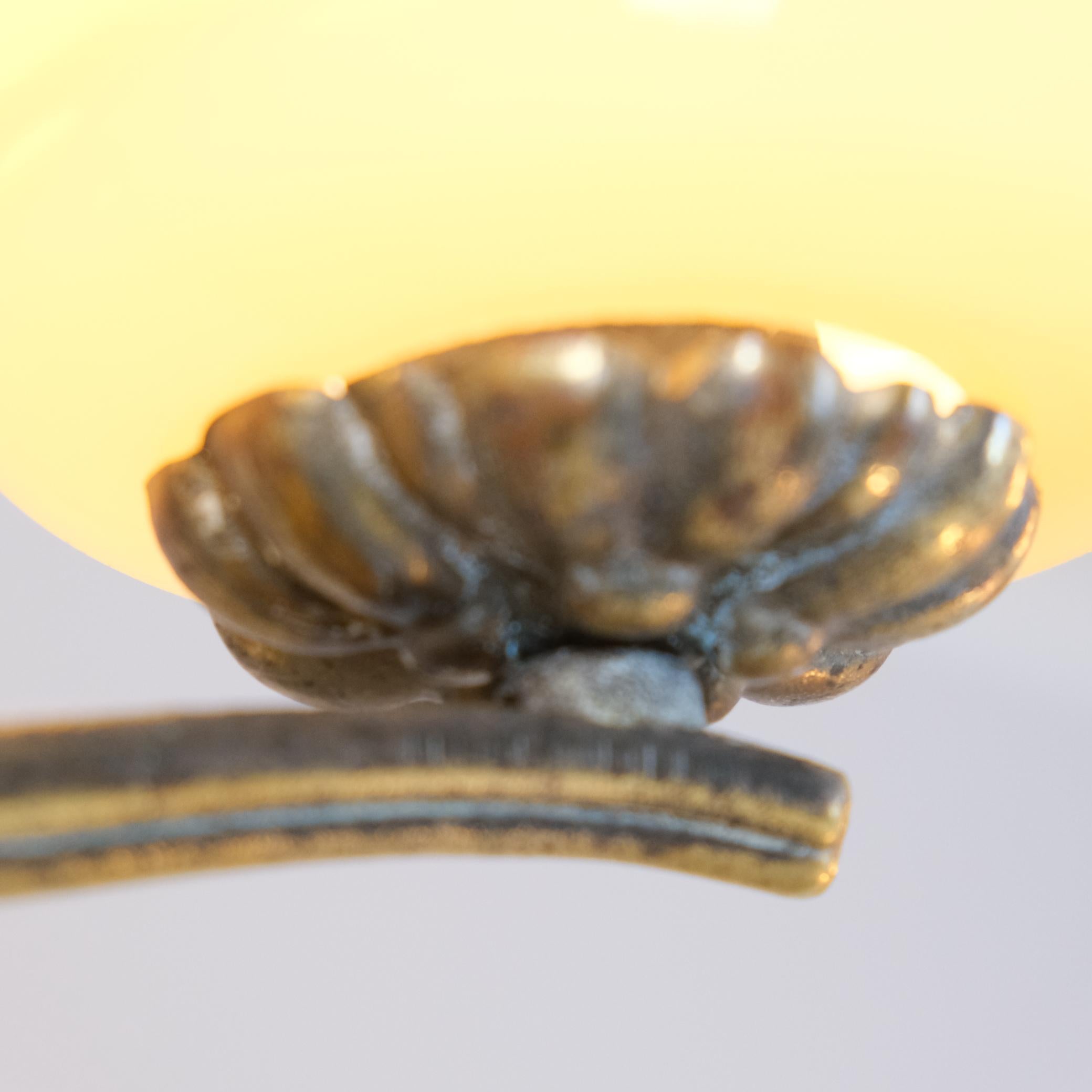 Lampada da soffitto Lisa Johansson-Pape con alveare e fiori, Orno / Karhula 1940s in vendita 3