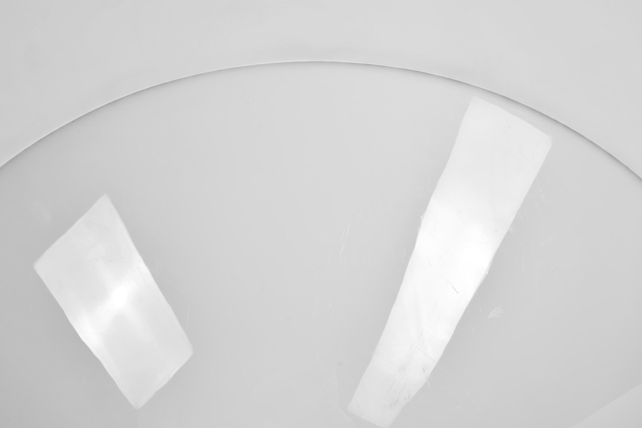 Lisa Johansson-Pape Lámpara de techo de latón y acrílico, Finlandia Mediados del siglo XX en venta 5