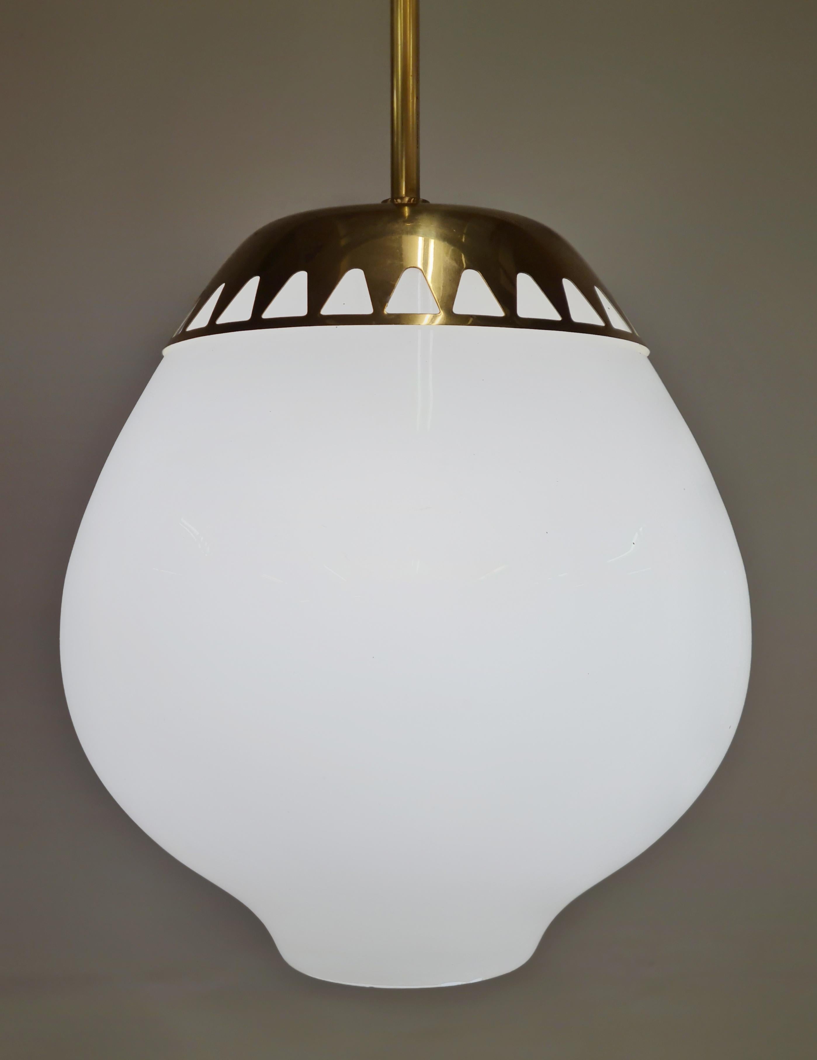 Mid-20th Century Lisa Johansson-Papé Brass & Opaline 'Lemon' Pendant model 61-306, Orno 1950s For Sale